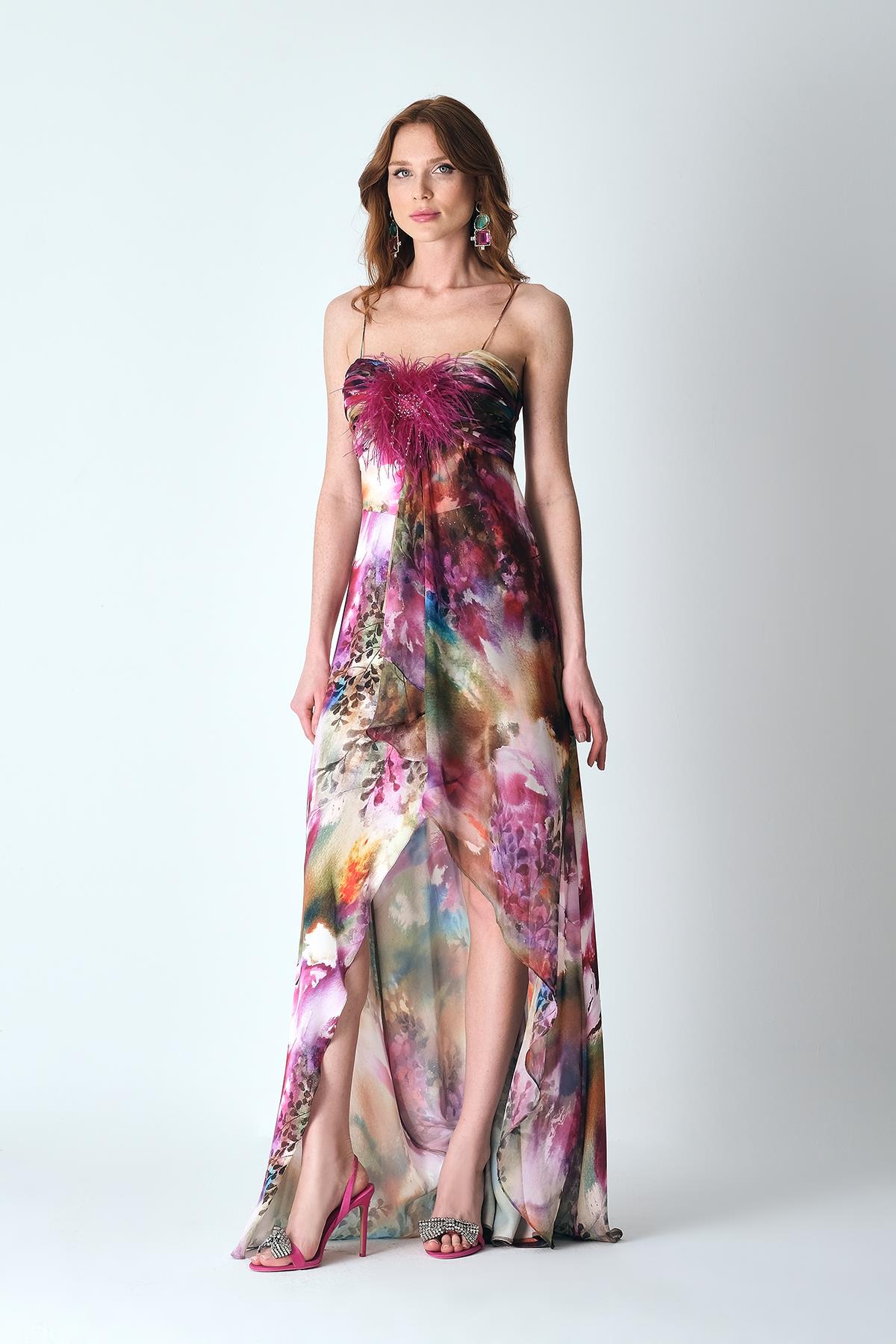 Asimetrik Etekli Şifon Garnili Abiye Elbise