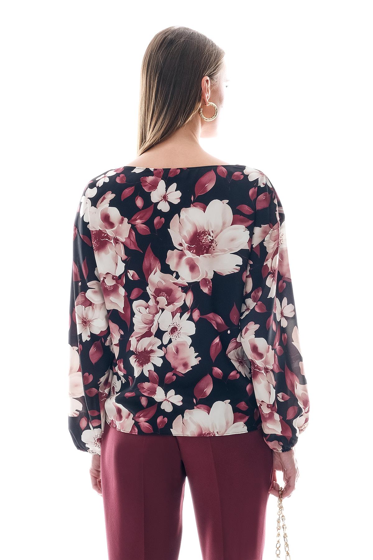 Desenli Saten Gold Aksesuarlı Şık Bluz