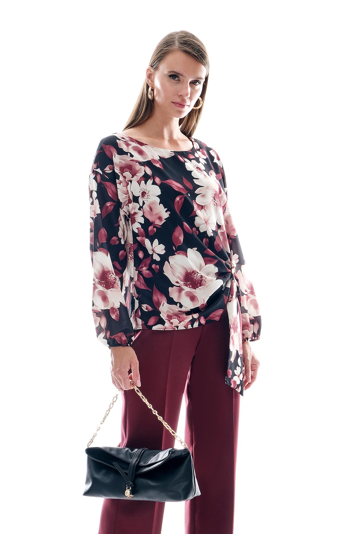 Desenli Saten Gold Aksesuarlı Şık Bluz