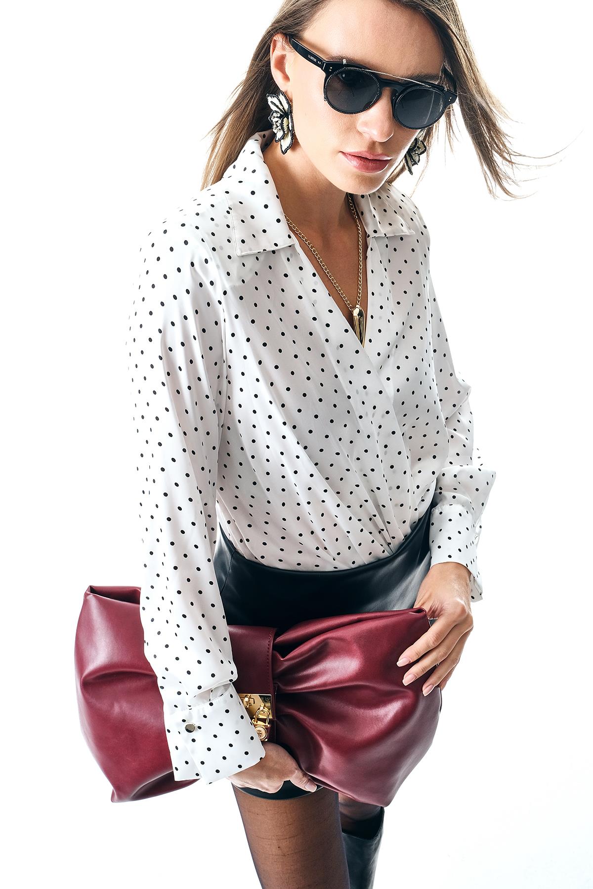 Desenli Saten Gold Kolyeli Şık Body