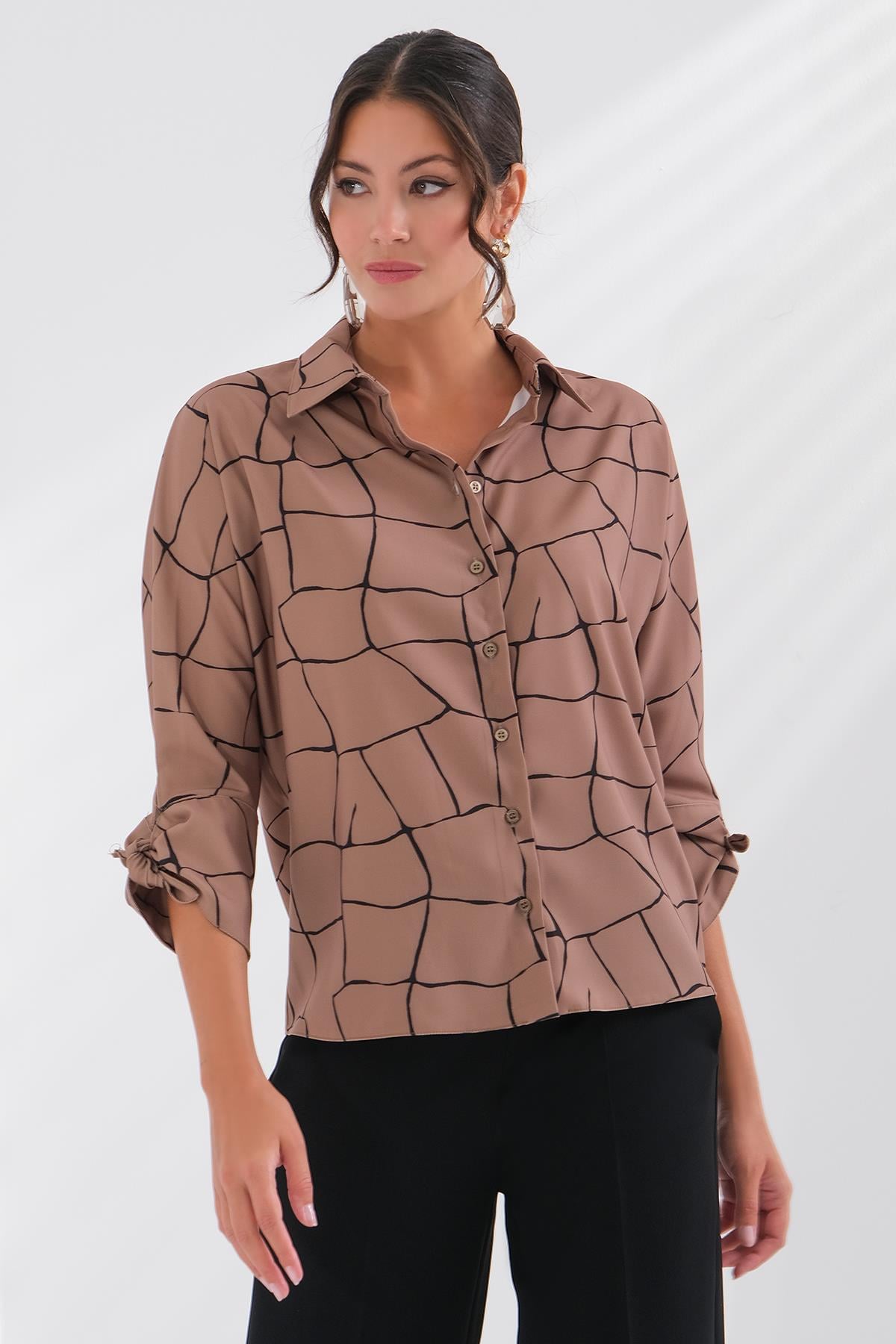 Desenli Saten Gömlek