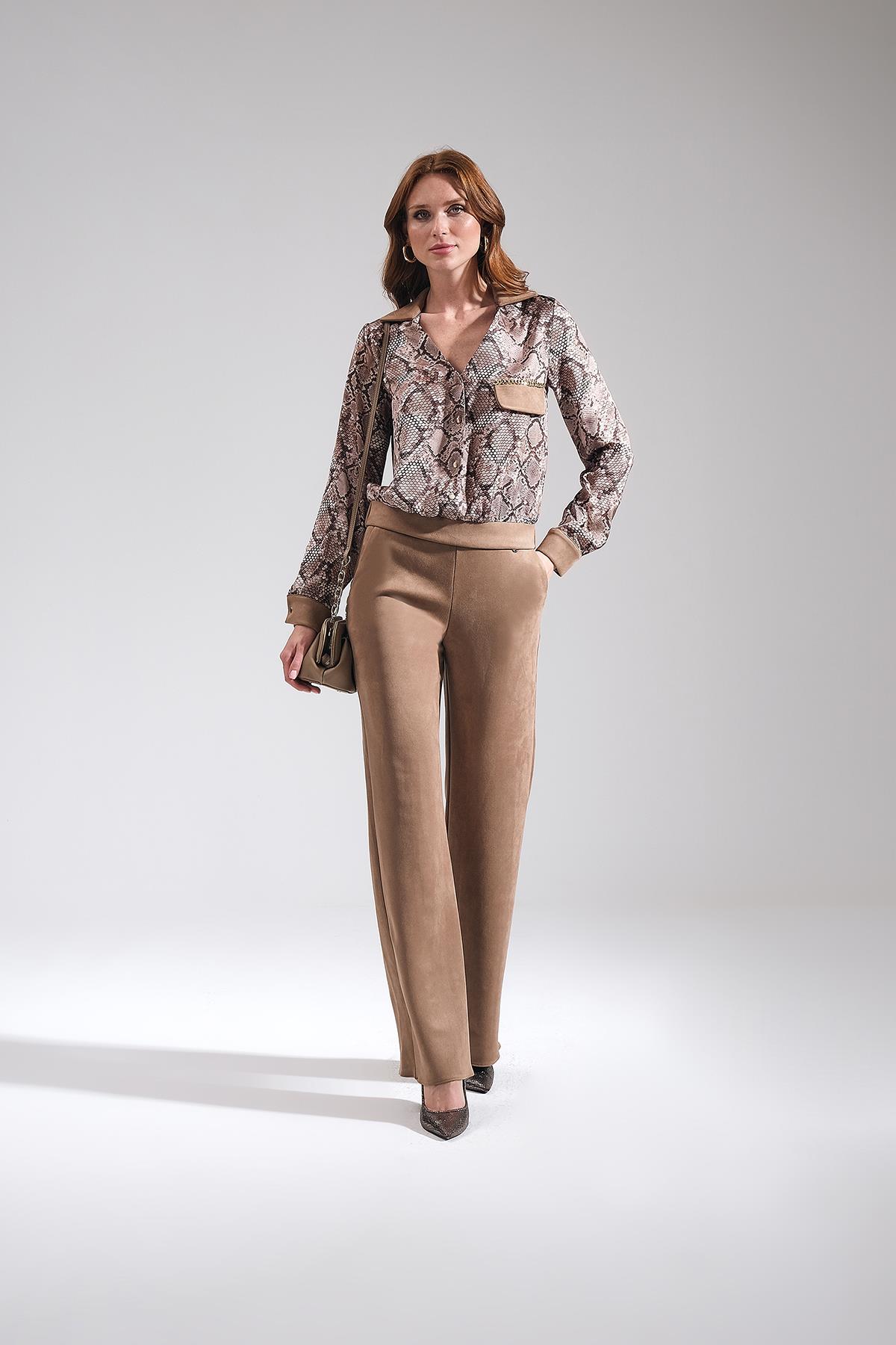 Desenli Saten Süet Garnili Bluz