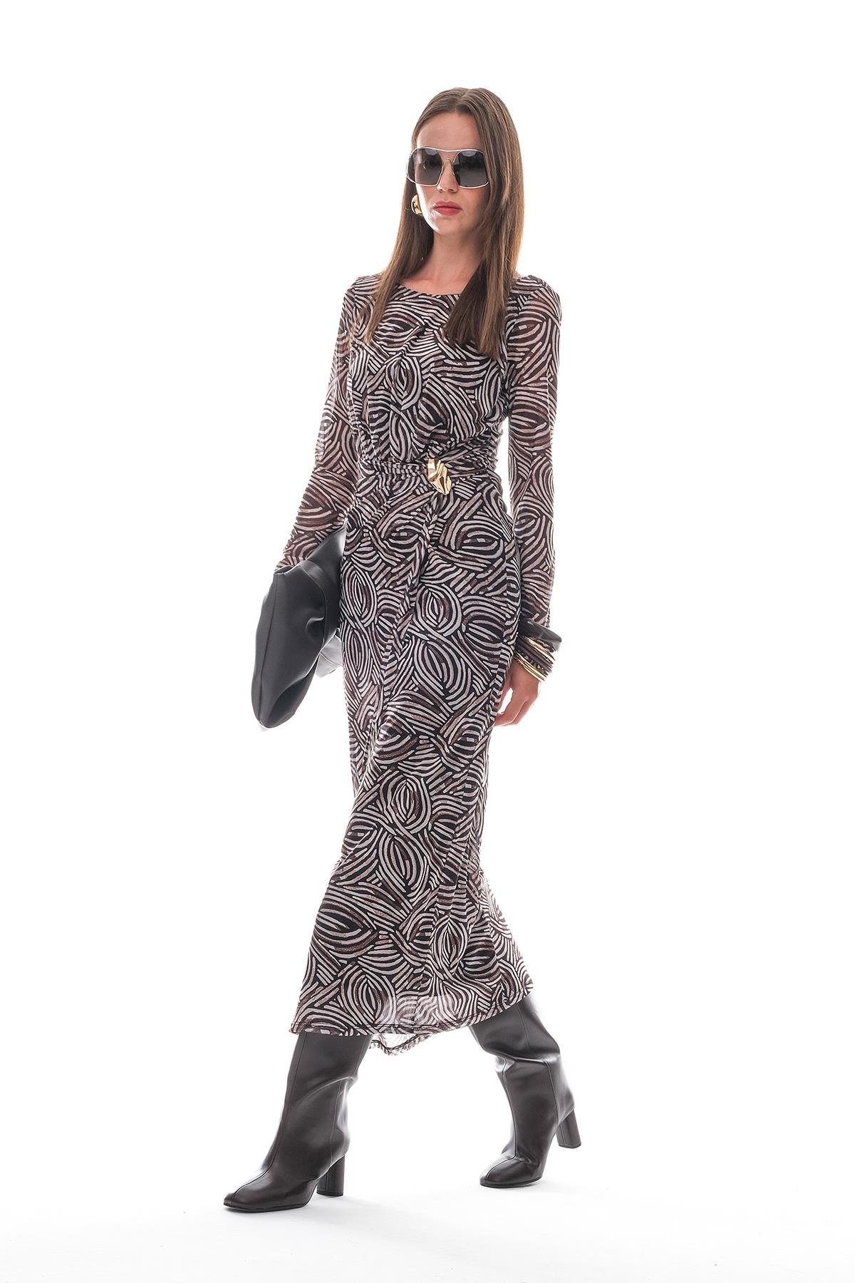 Desenli Tül Gold Tokalı  Midi Elbise