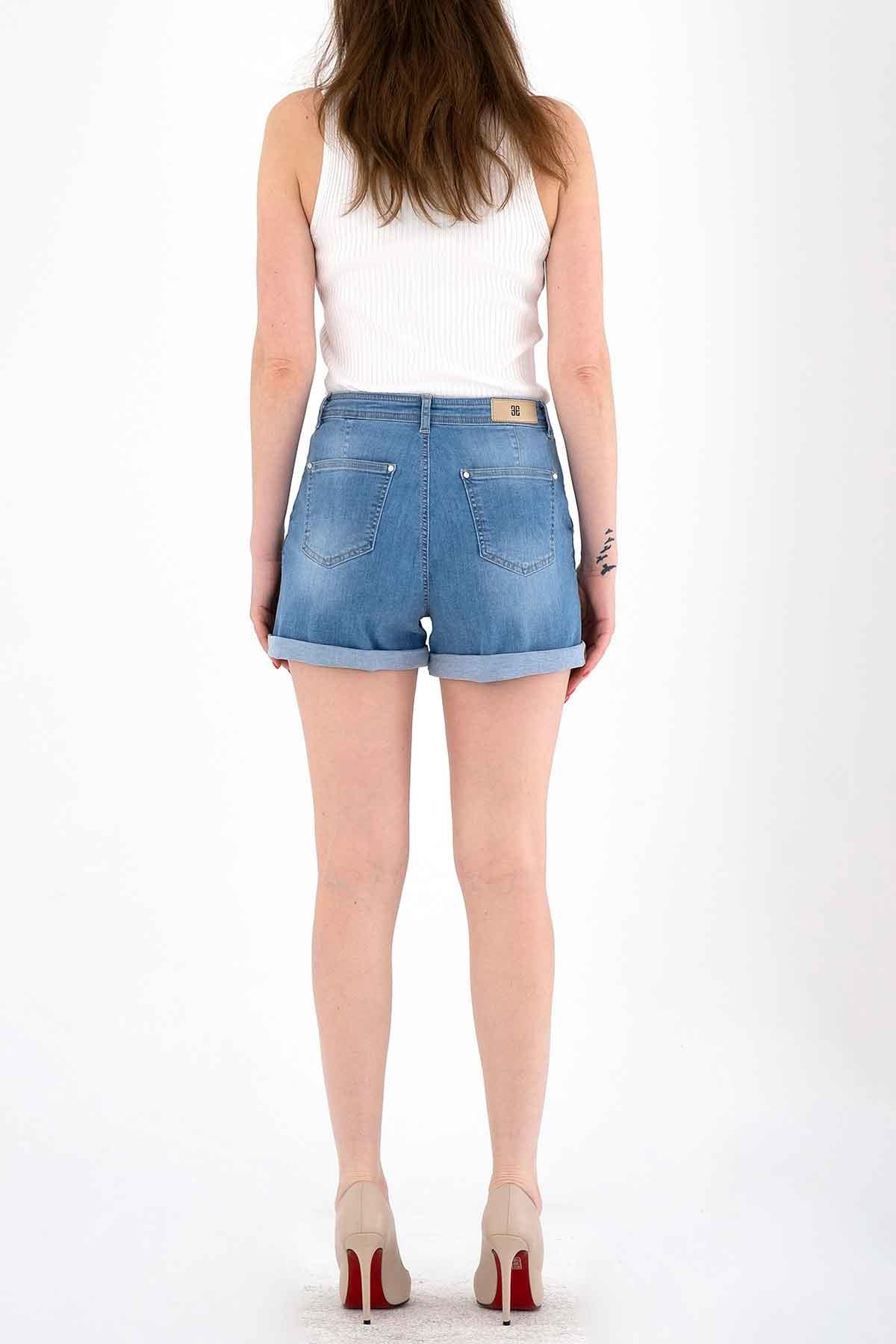 Dikiş Detaylı Jean Şort