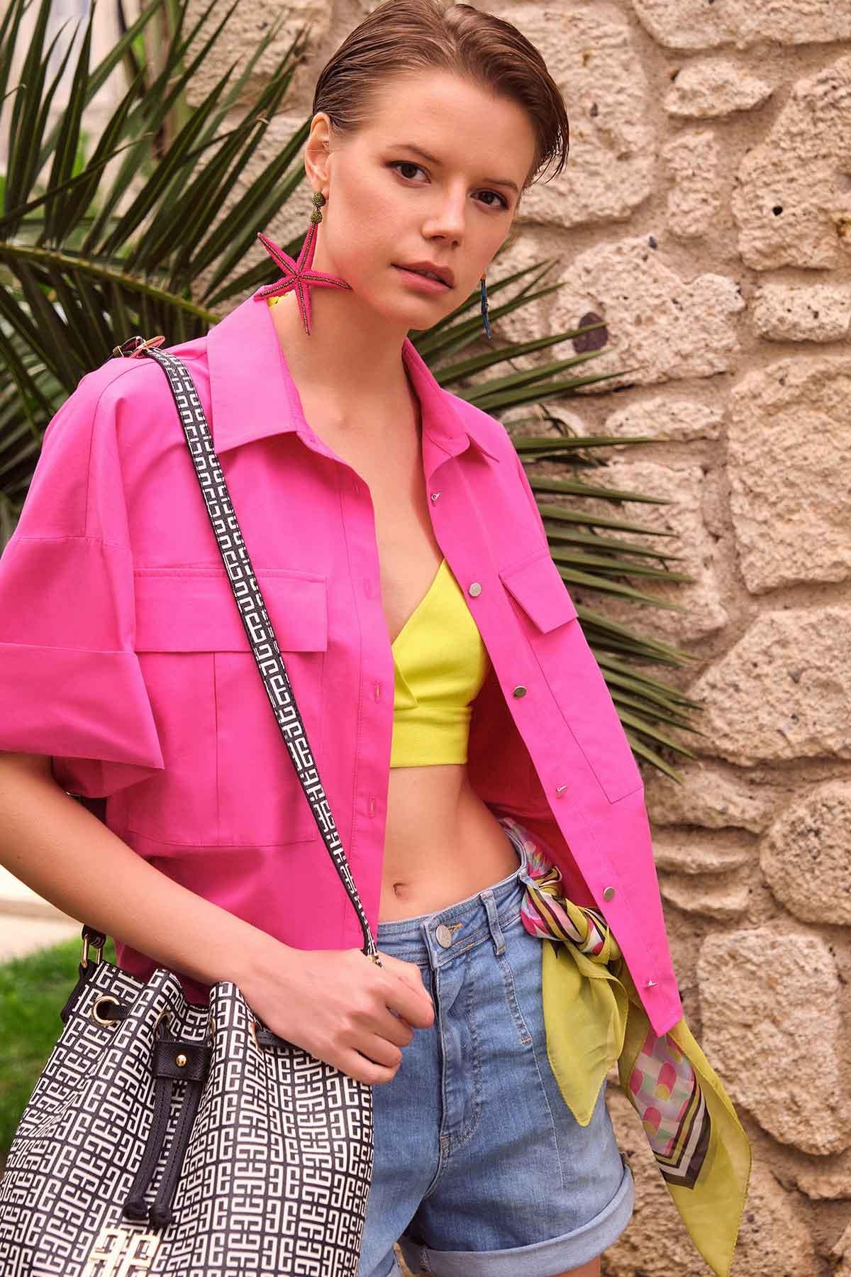 Dikiş Detaylı Jean Şort