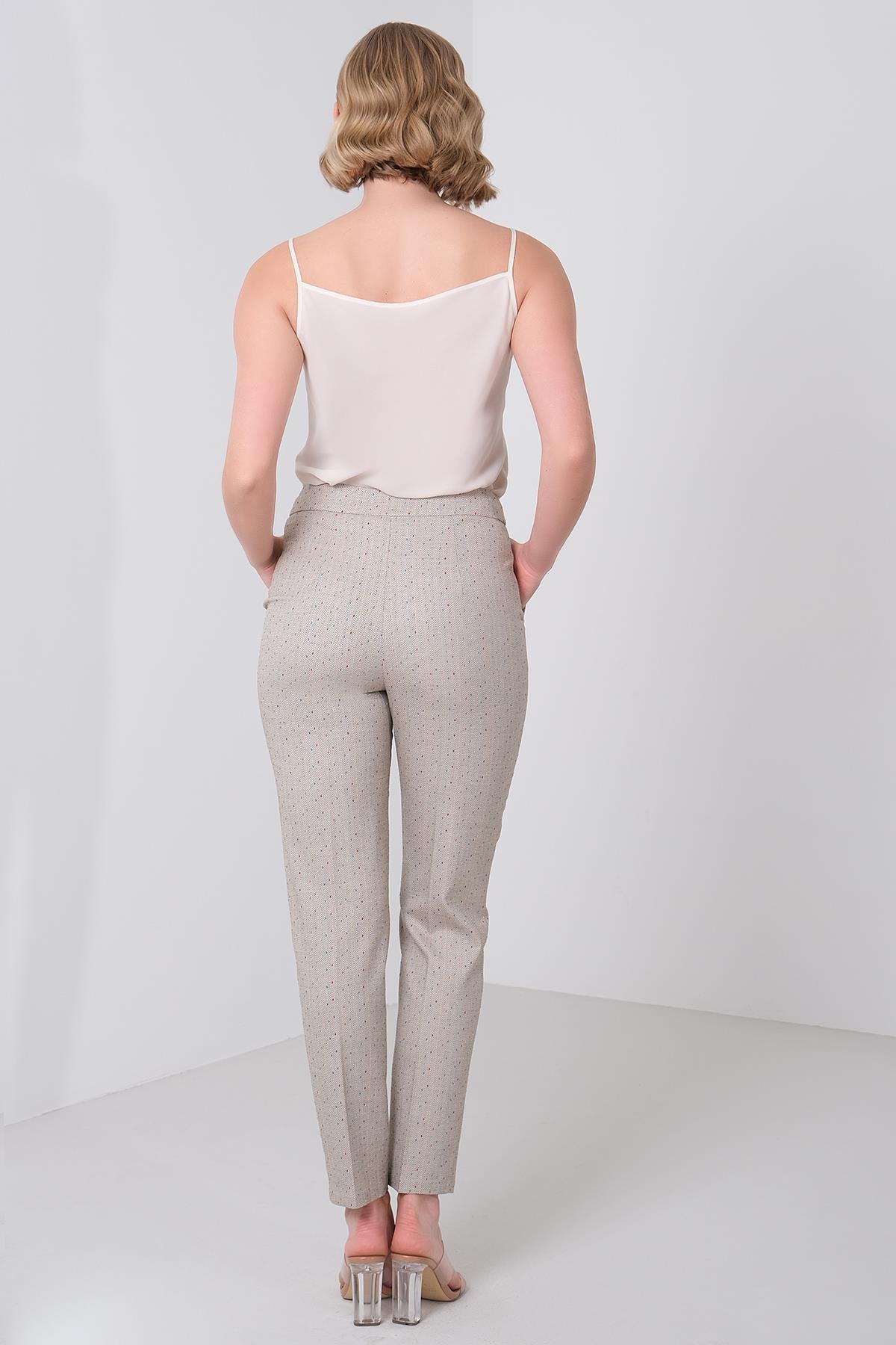 Dokulu Boru Paça Pantolon