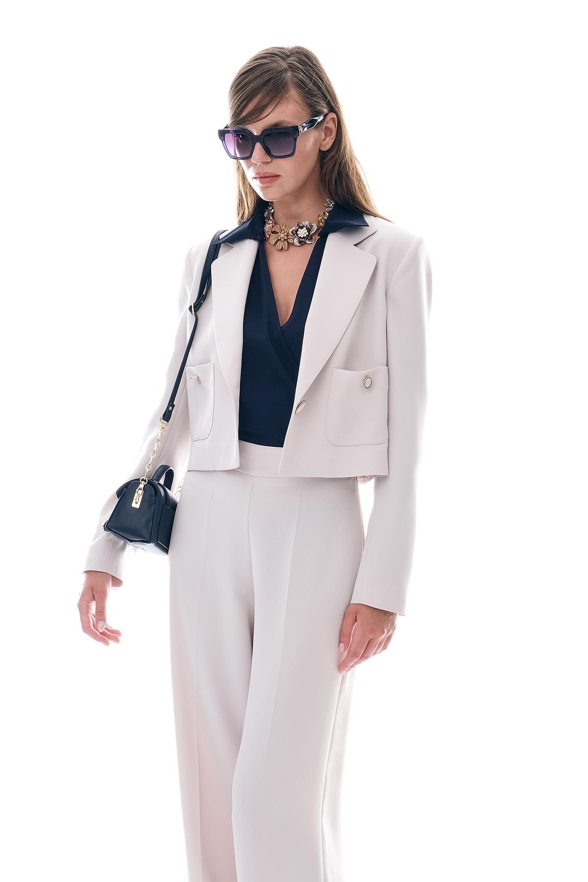 Dokulu Kısa Ceket Pantolon Takım