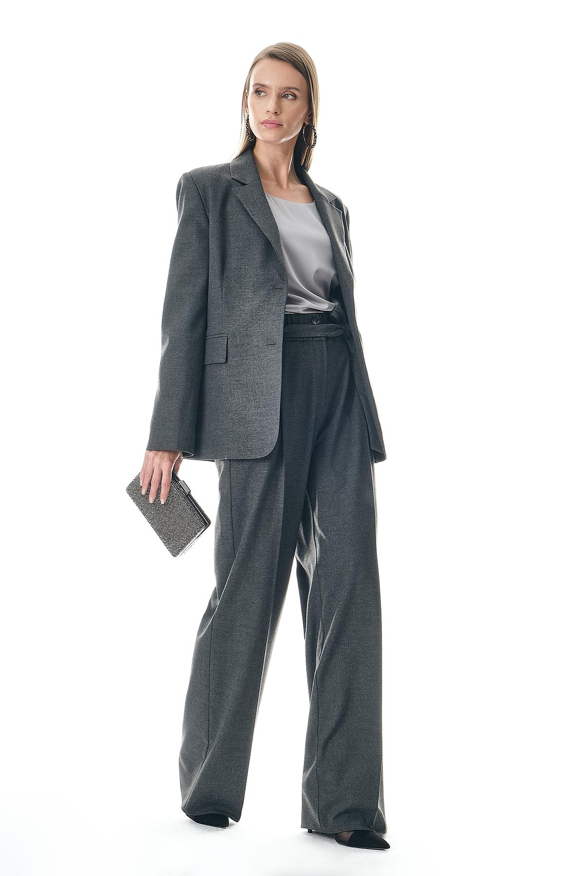 Düğmeli Oversize Kesim Ceket