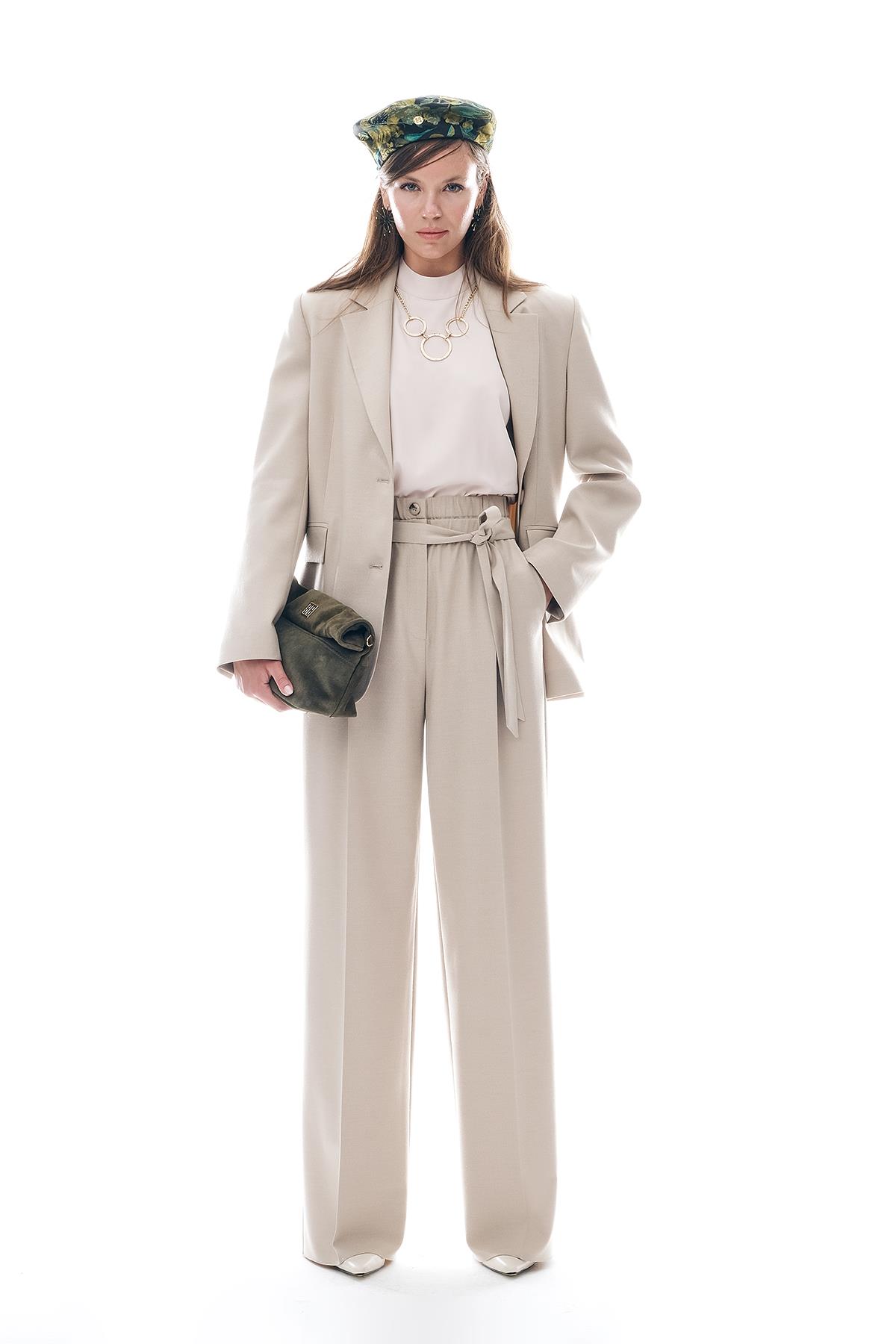 Düğmeli Oversize Kesim Ceket