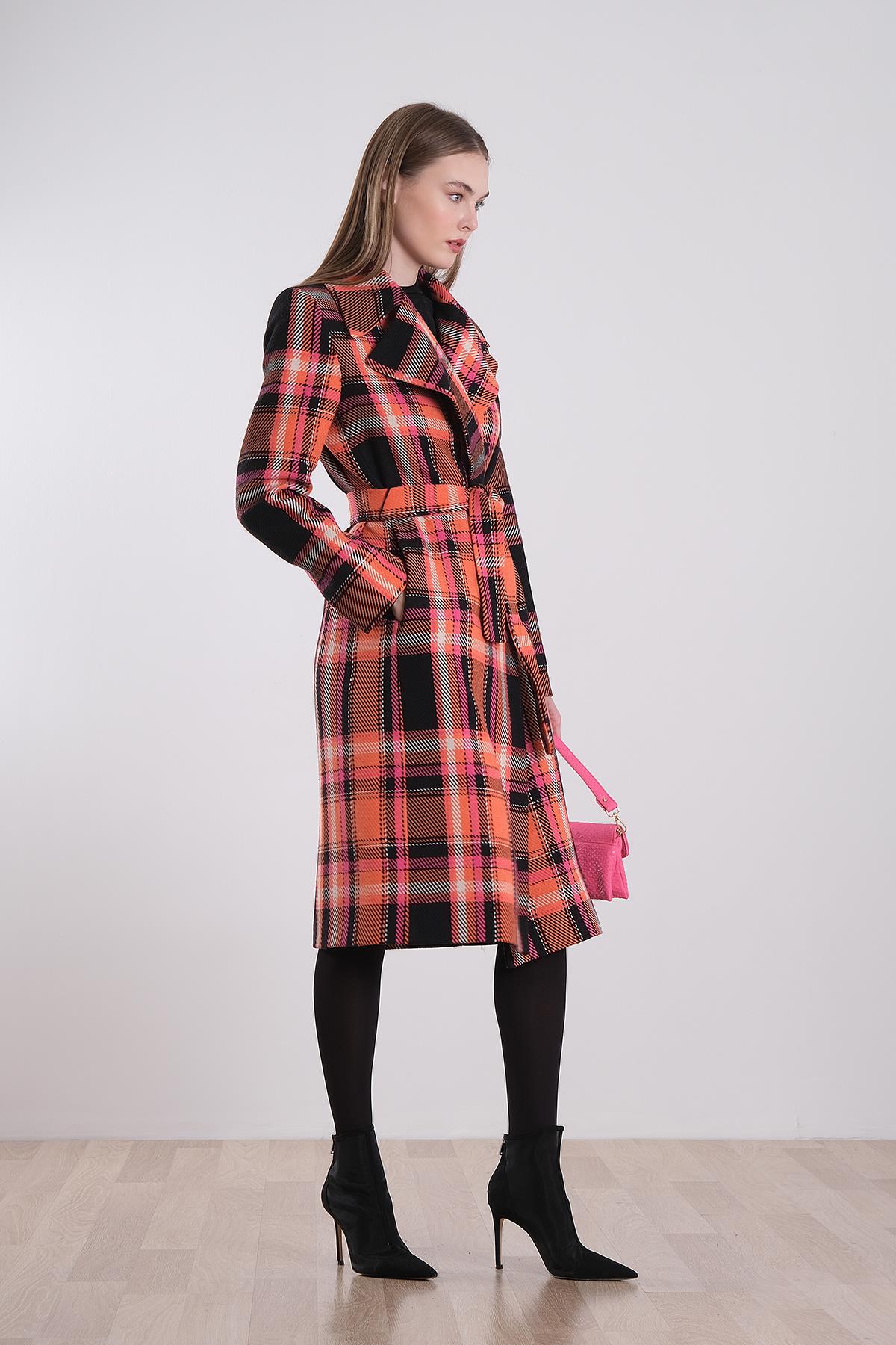 Ekose Detaylı Kuşaklı Kaban