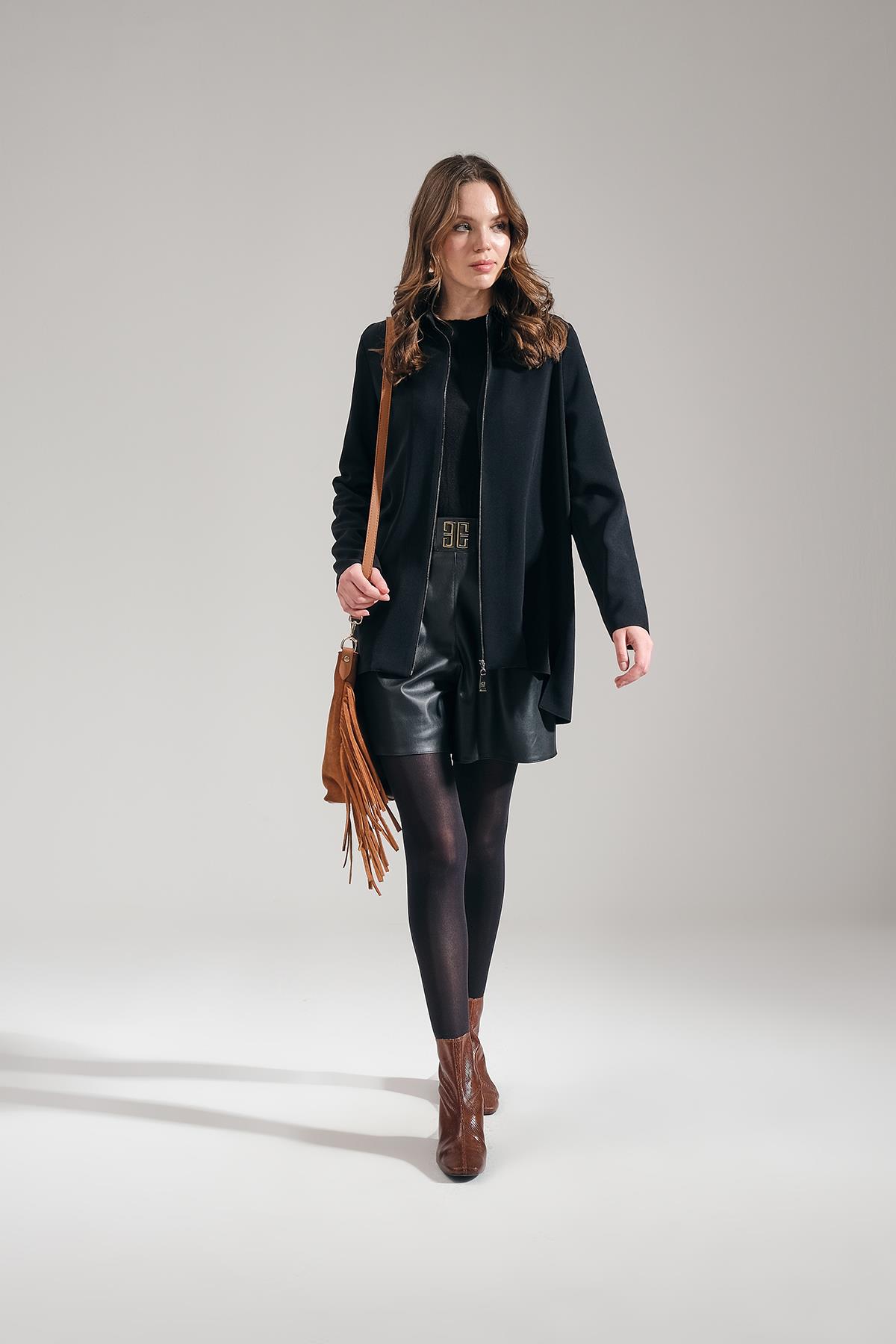 Fermuar Detaylı Ceket