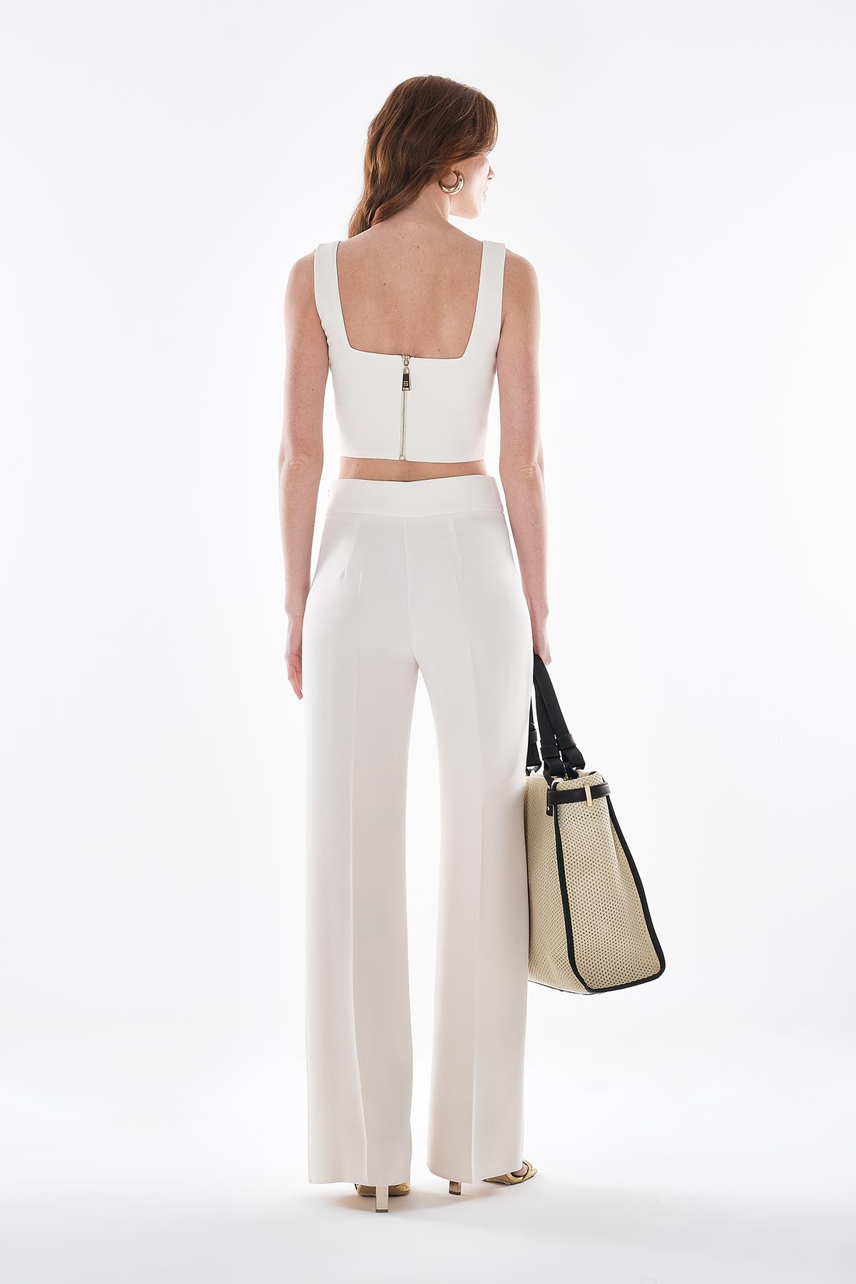 Göğüs Dekolteli Gold Metal Fermuarlı Crop Bluz