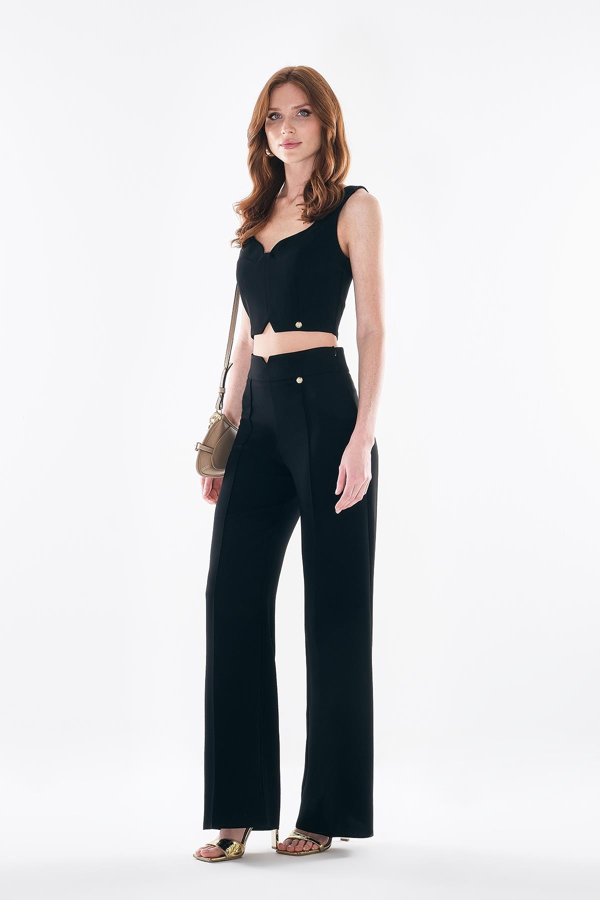 Göğüs Dekolteli Gold Metal Fermuarlı Crop Bluz