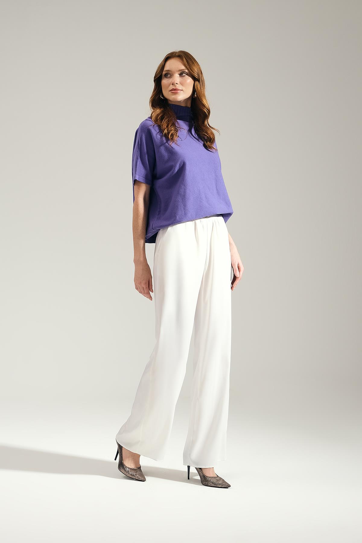 Gold Aksesuarlı Cepli Arkası Lastikli Bol Paça Saten Pantolon