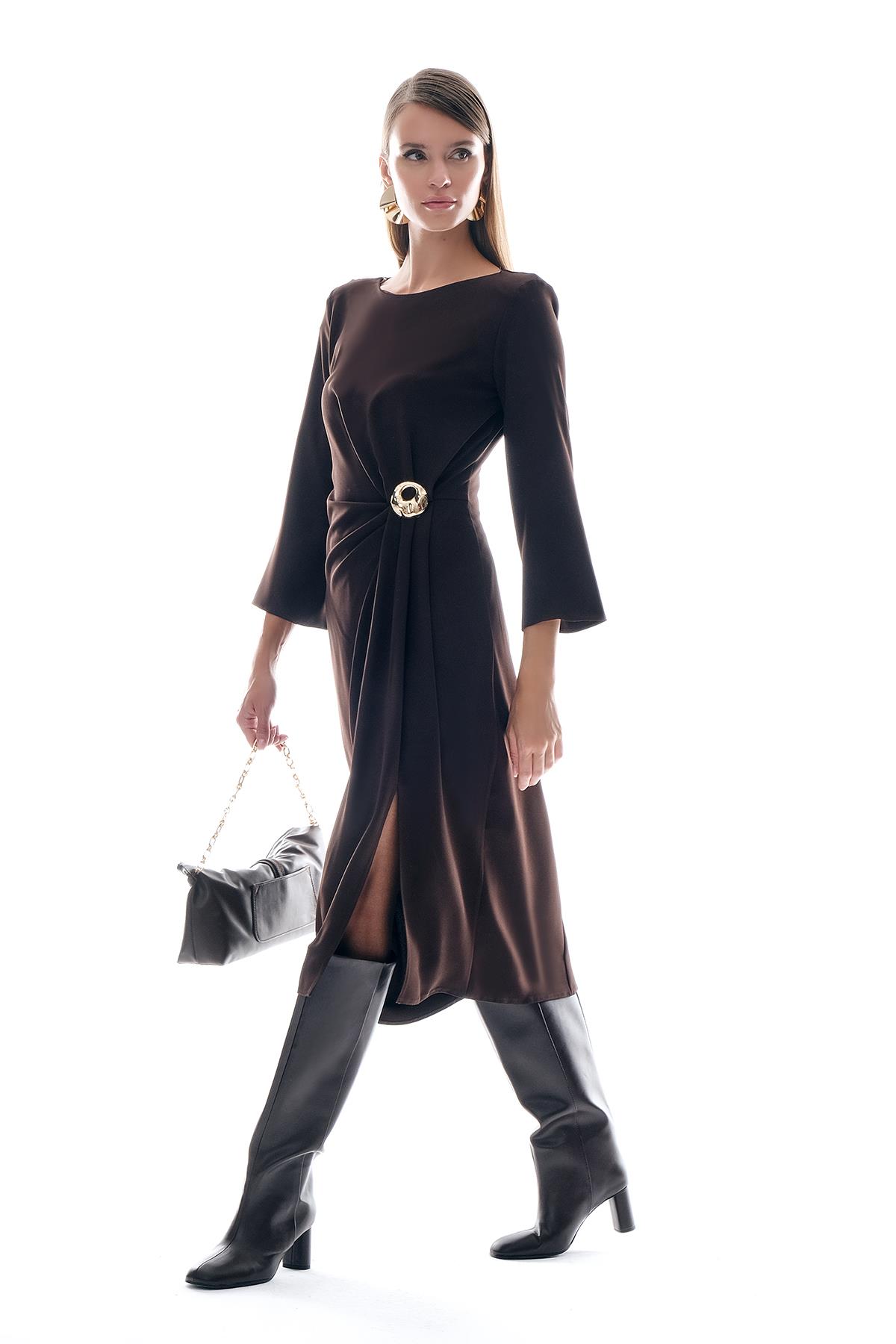 Gold Aksesuarlı Drape Detaylı Elbise