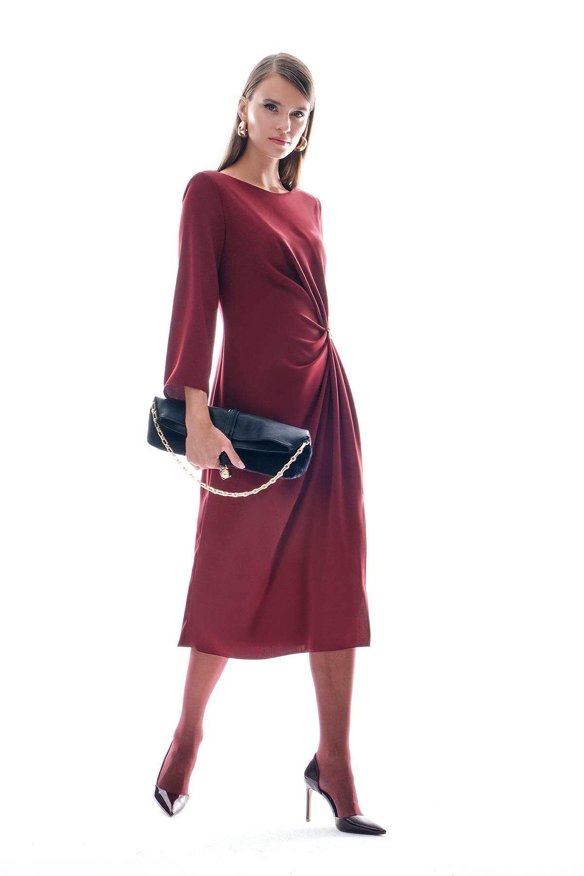 Gold Aksesuarlı Drape Detaylı Elbise