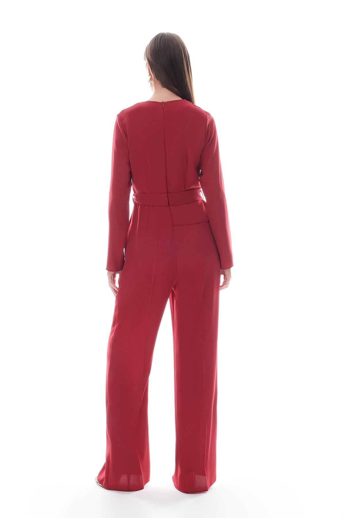 Gold Aksesuarlı Takım Görünümlü Tulum