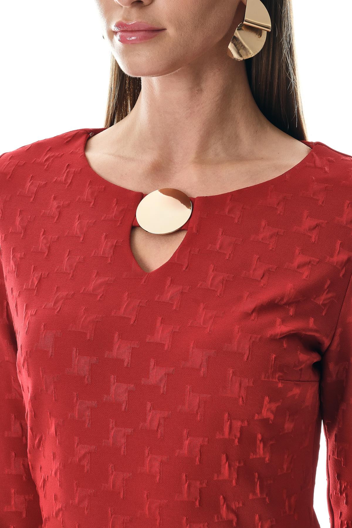 Gold Aksesuarlı Örme Jakar Mini Elbise