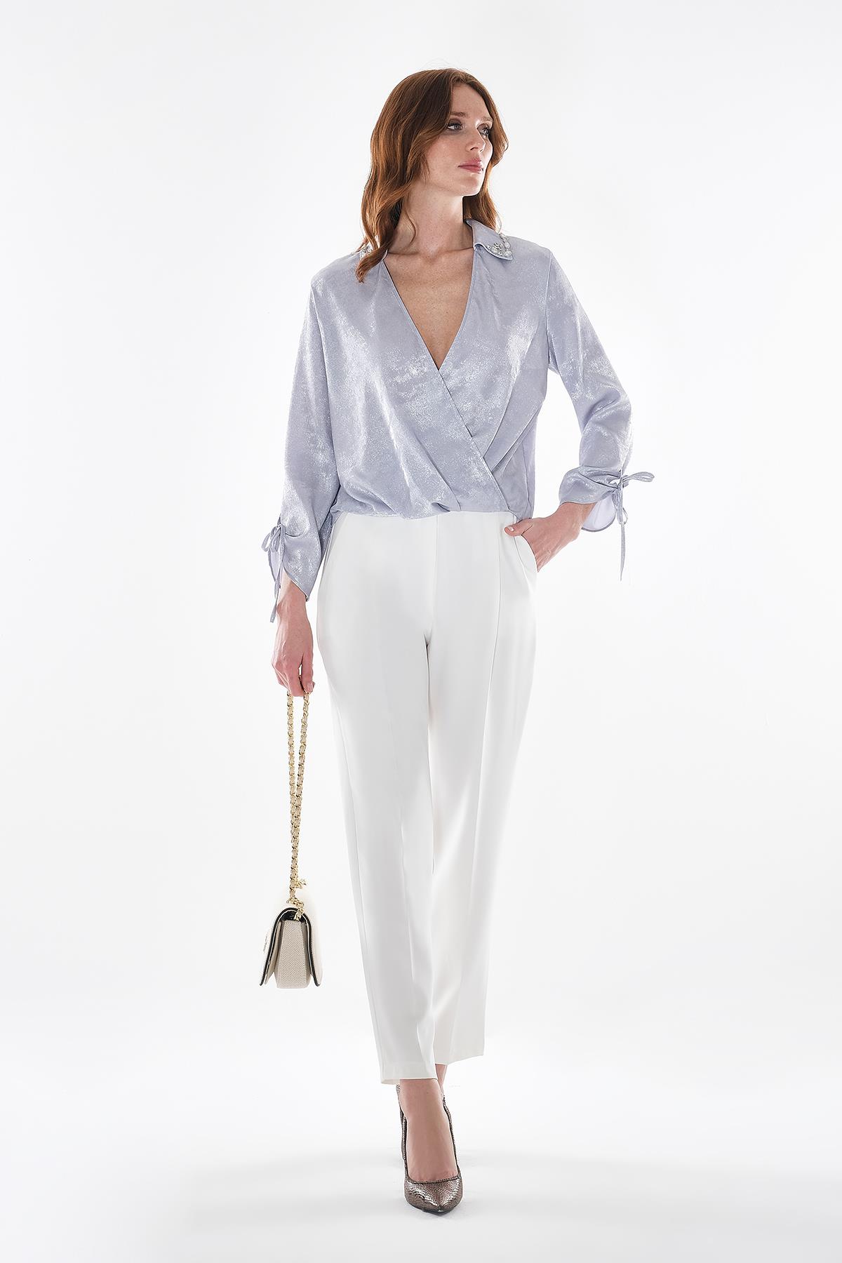 Gold Düğme Detaylı Dar Paça Klasik Pantolon