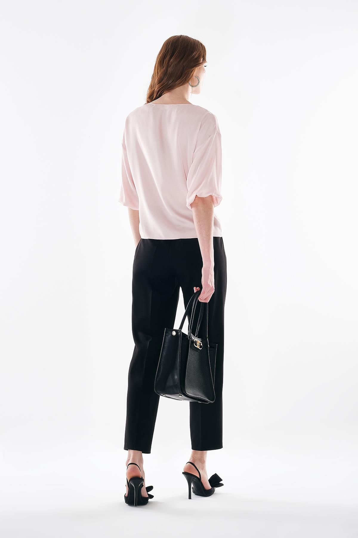 Gold Düğme Detaylı Dar Paça Klasik Pantolon