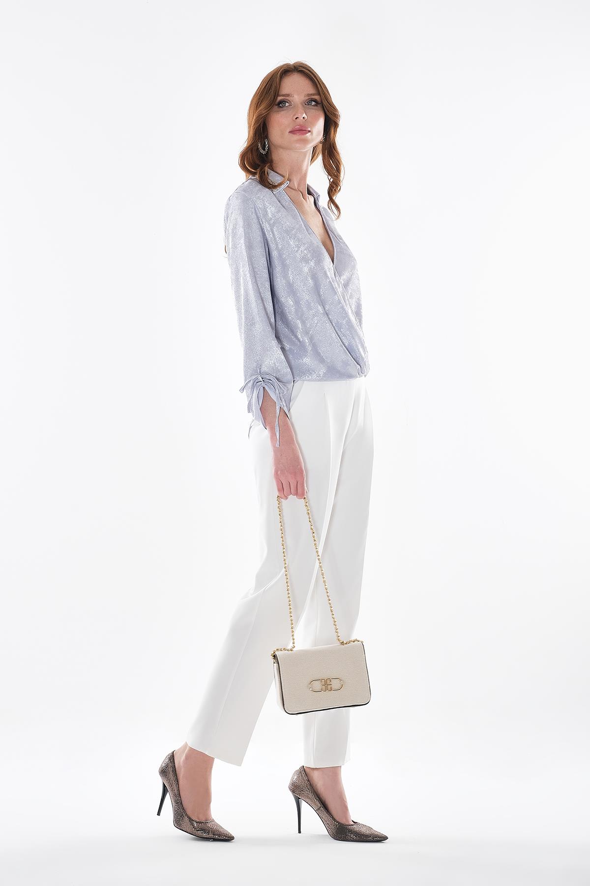 Gold Düğme Detaylı Dar Paça Klasik Pantolon