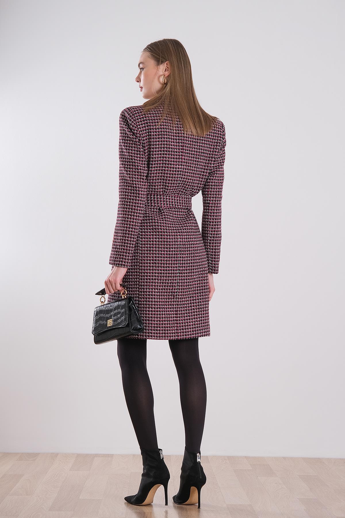 Gold Düğme Detaylı Kaban