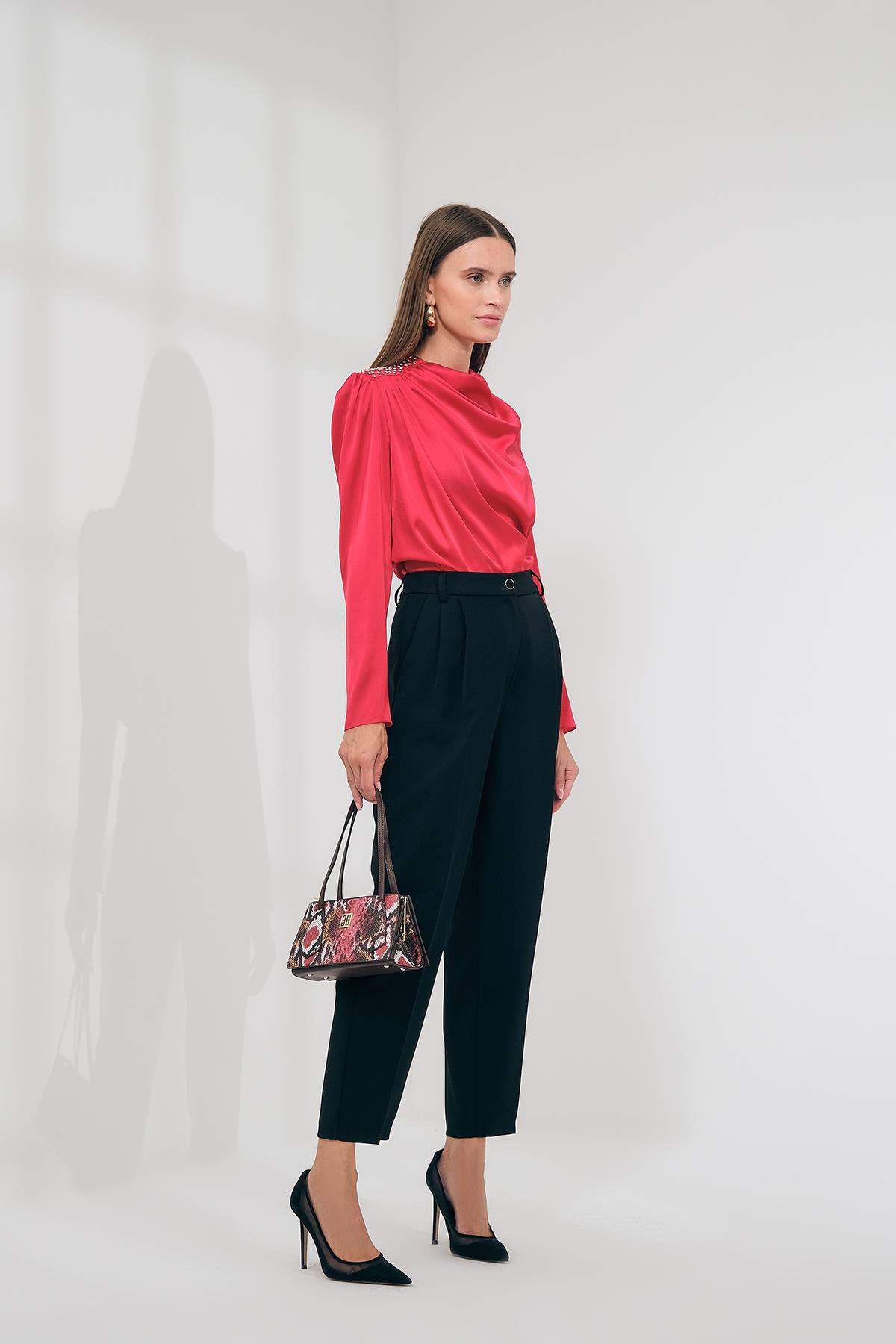 Gold Düğmeli Pilili Pantolon