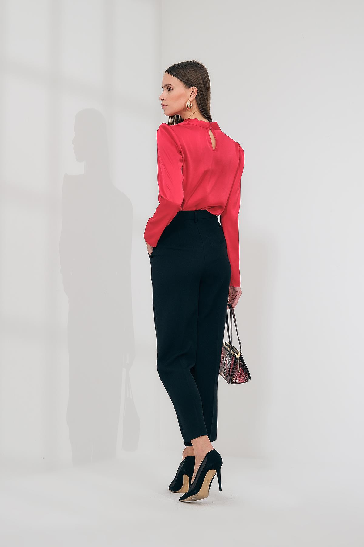 Gold Düğmeli Pilili Pantolon