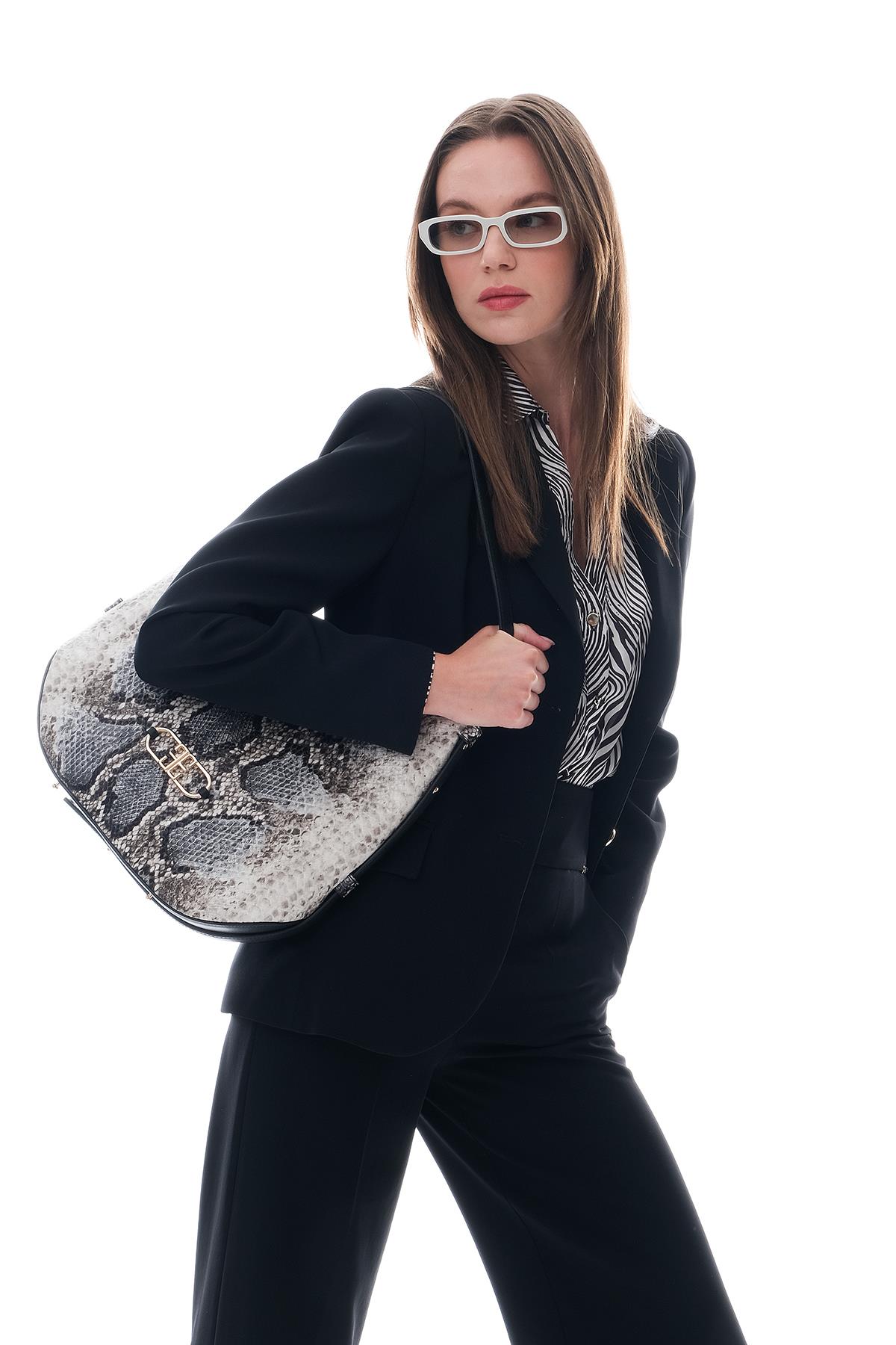 Gold Düğmeli Şık Ceket