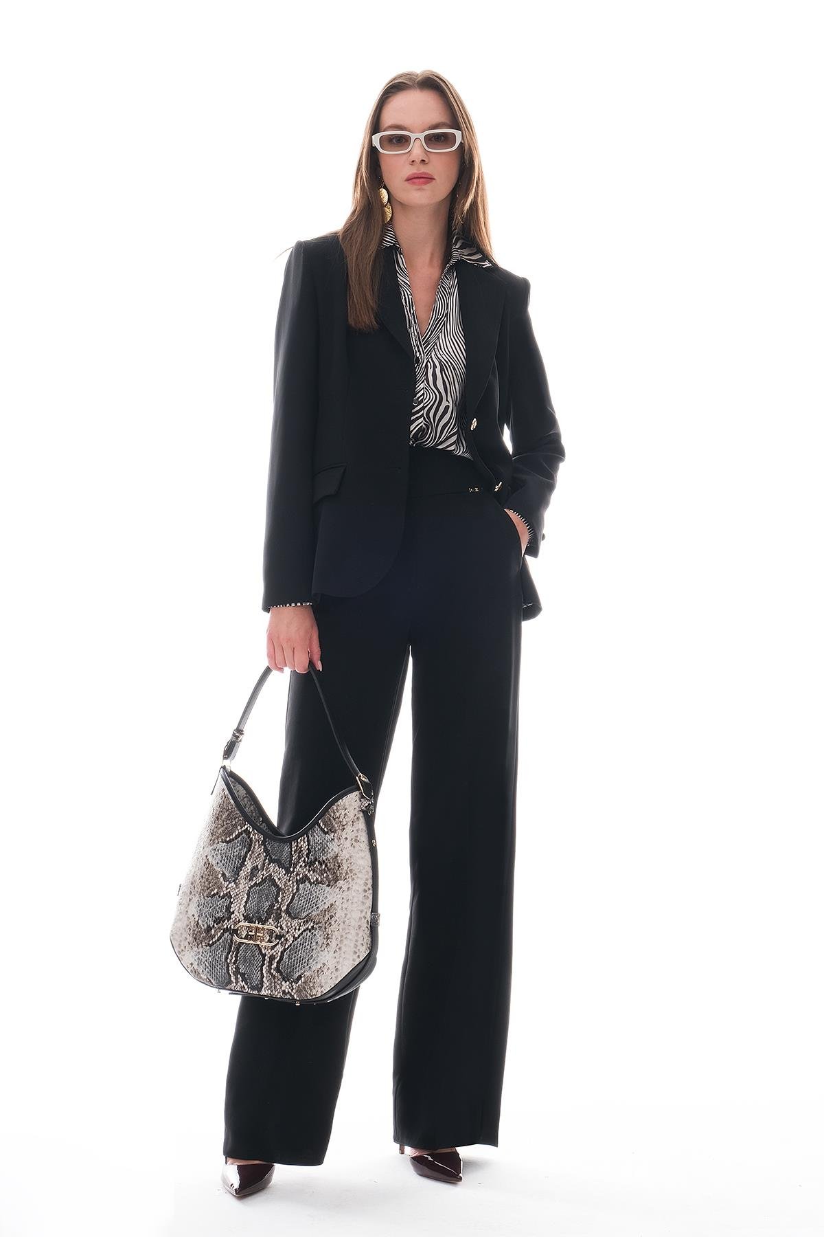 Gold Düğmeli Şık Ceket