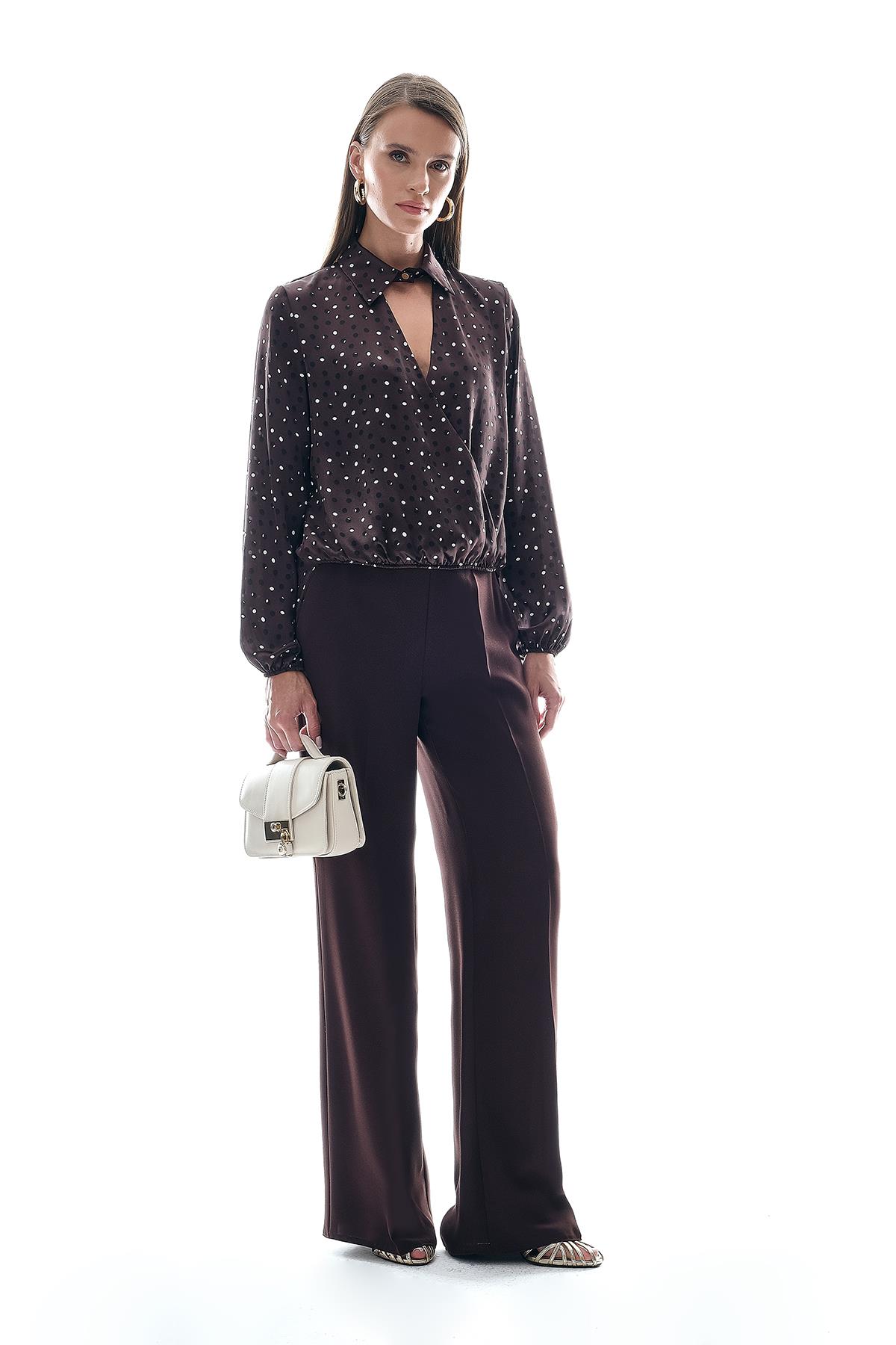 Gömlek Yaka Detaylı Kruvaze Desenli Şifon Bluz