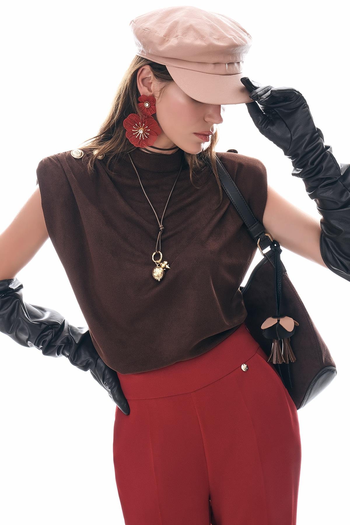 Hakim Yaka Omuzları Gold Düğmeli Süet Bluz