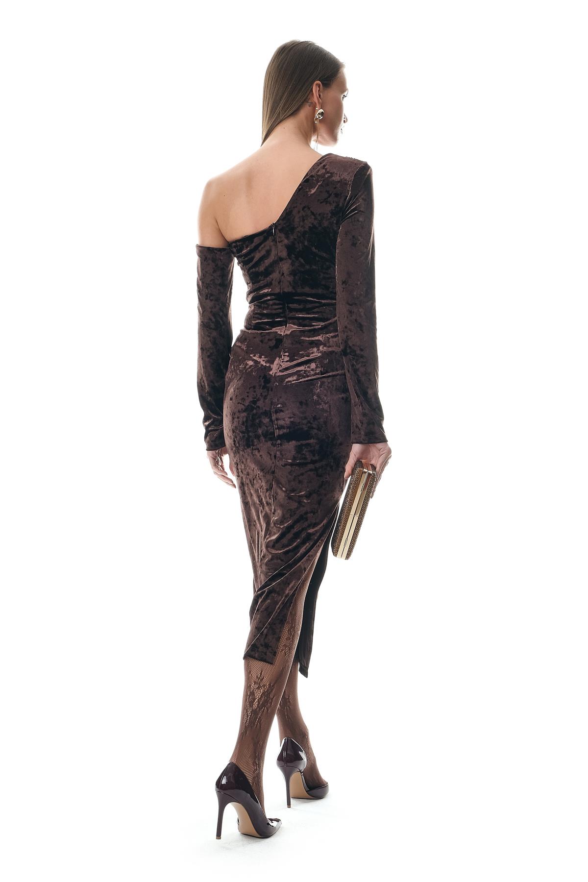 Kadife Asimetrik Kollu Bel Dekolteli  Abiye Elbise