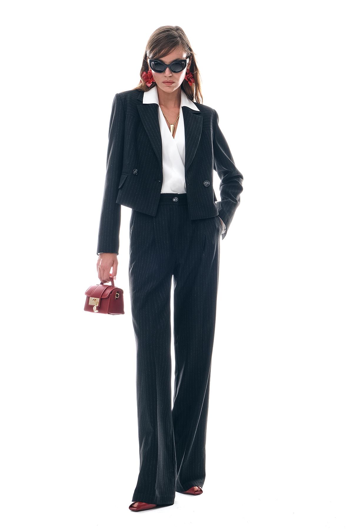 Kısa Kruvaze Çizgili Ceket Pantolon Takım