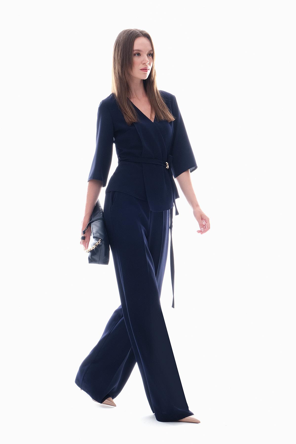 Krep Bol Paça İnce Kemerli Pantolon