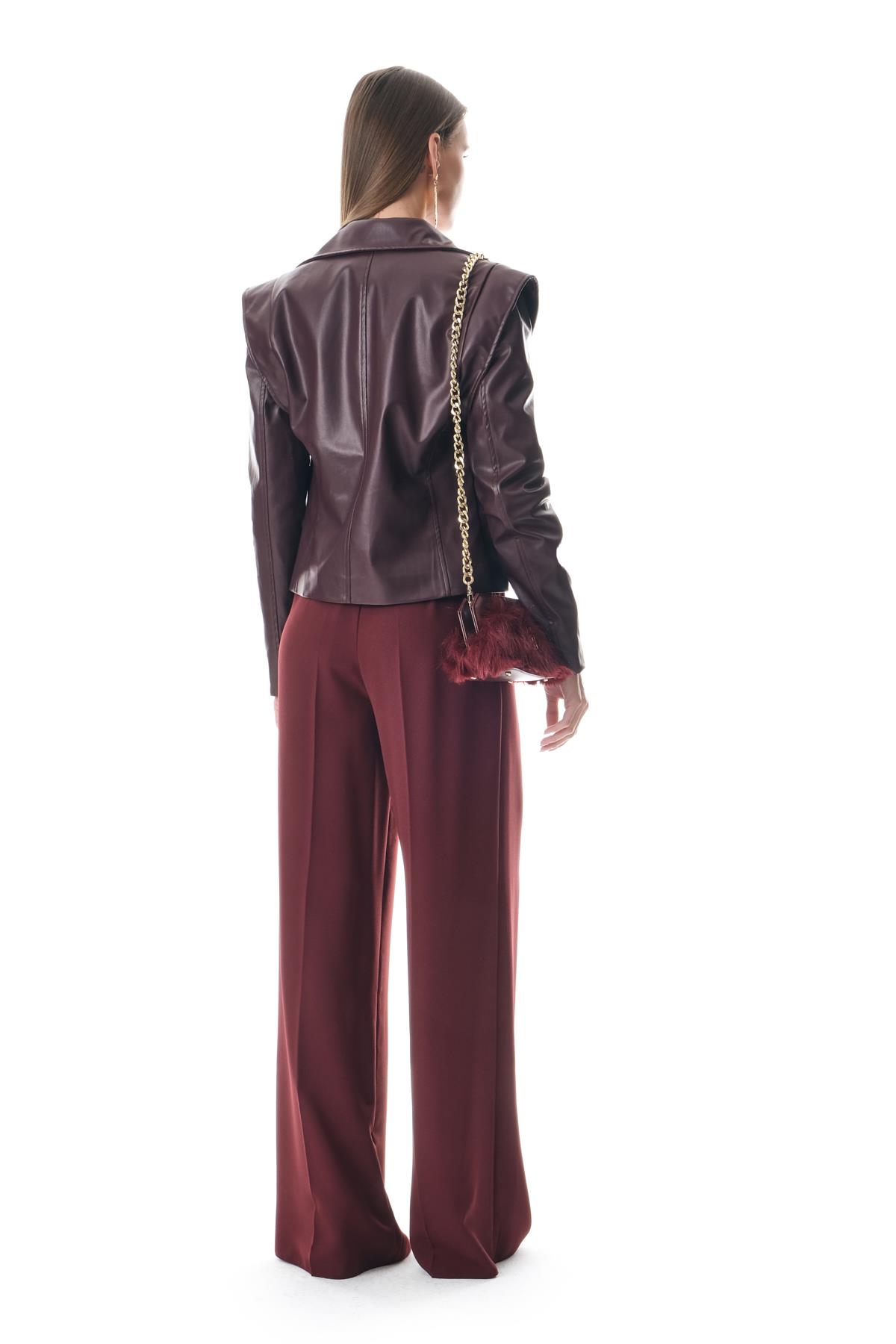 Kruvaze Kapamalı Gold Düğmeli Deri Ceket