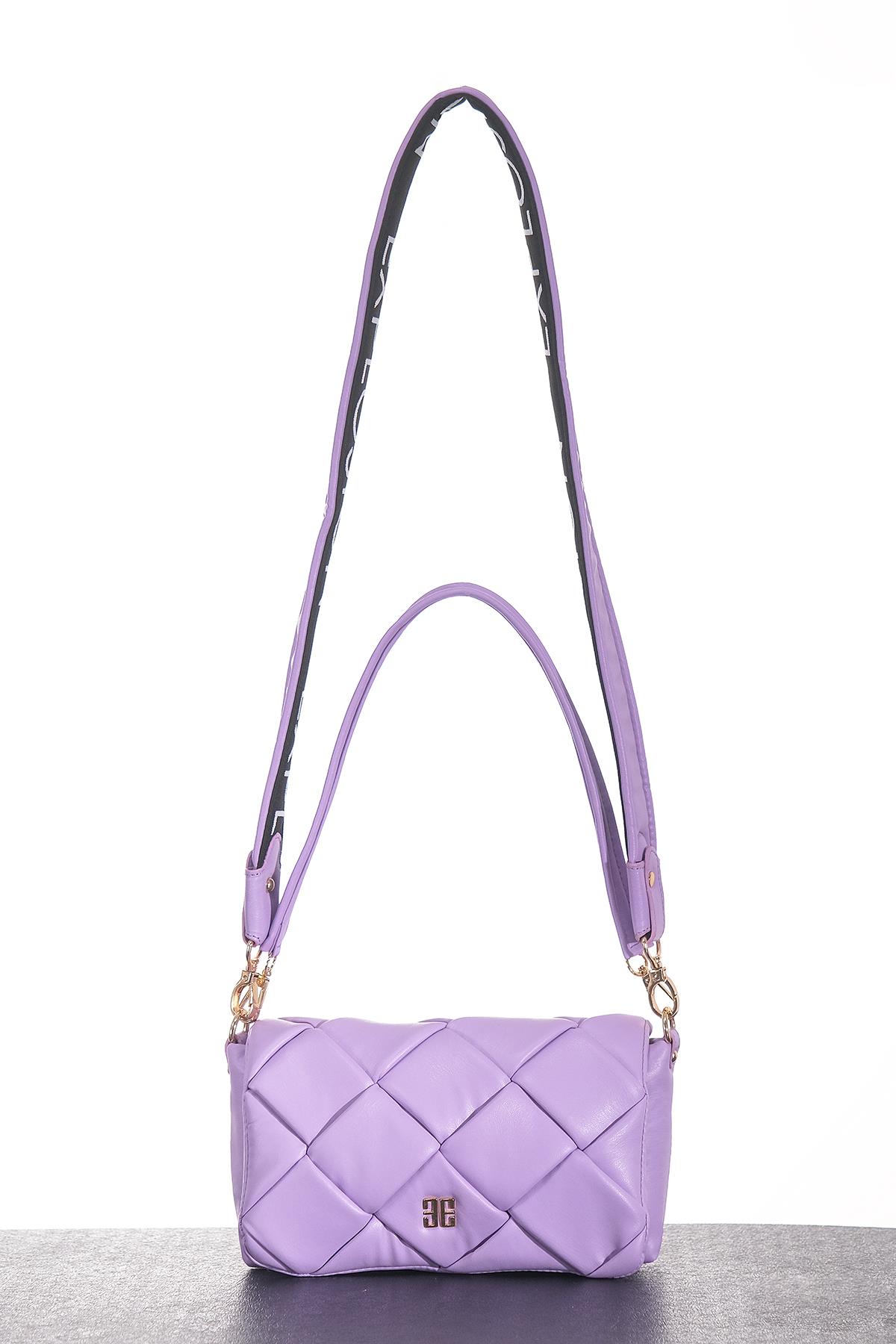 Logo Desenli Askılı Puf Çanta