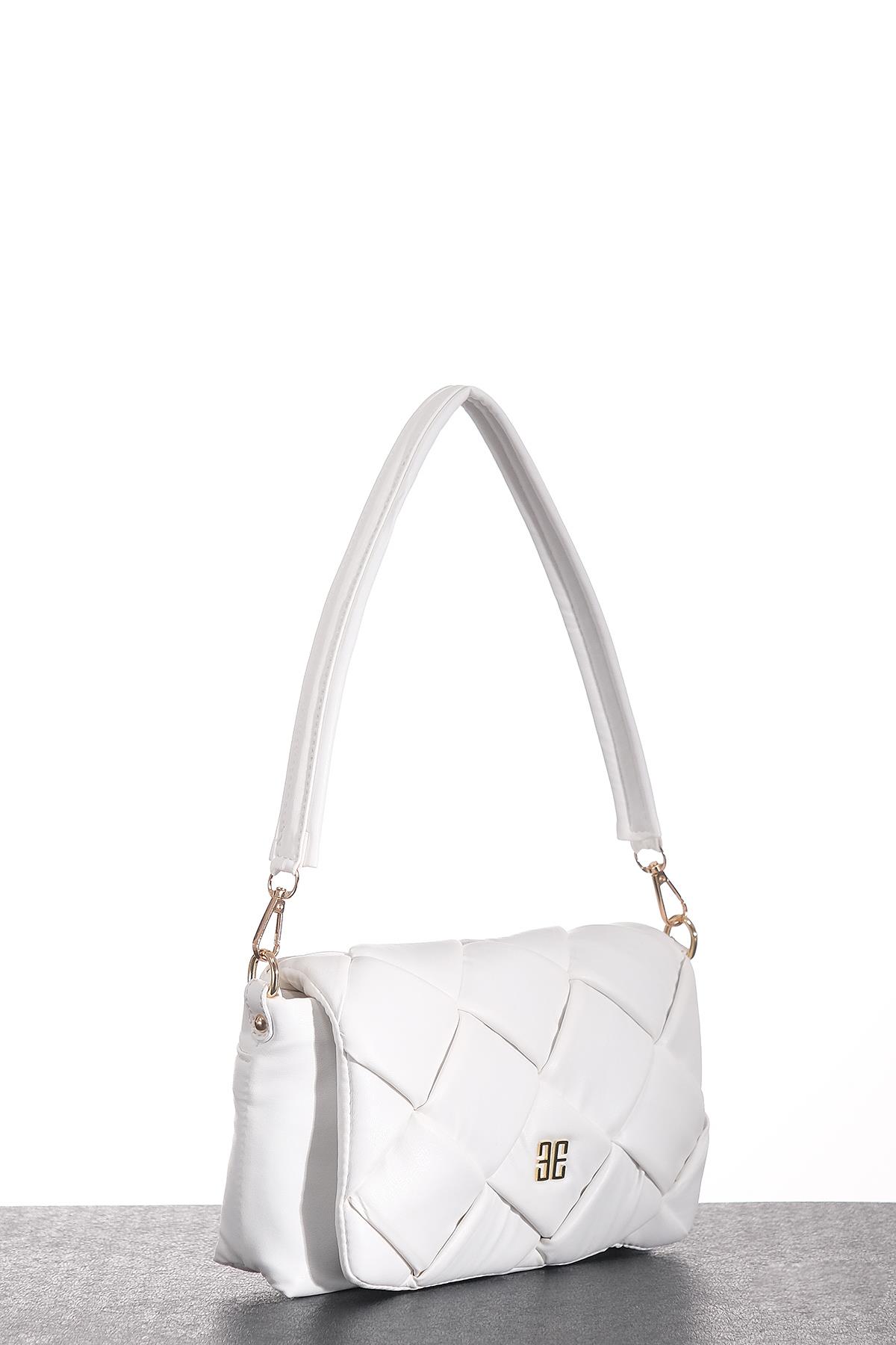 Logo Desenli Askılı Puf Çanta