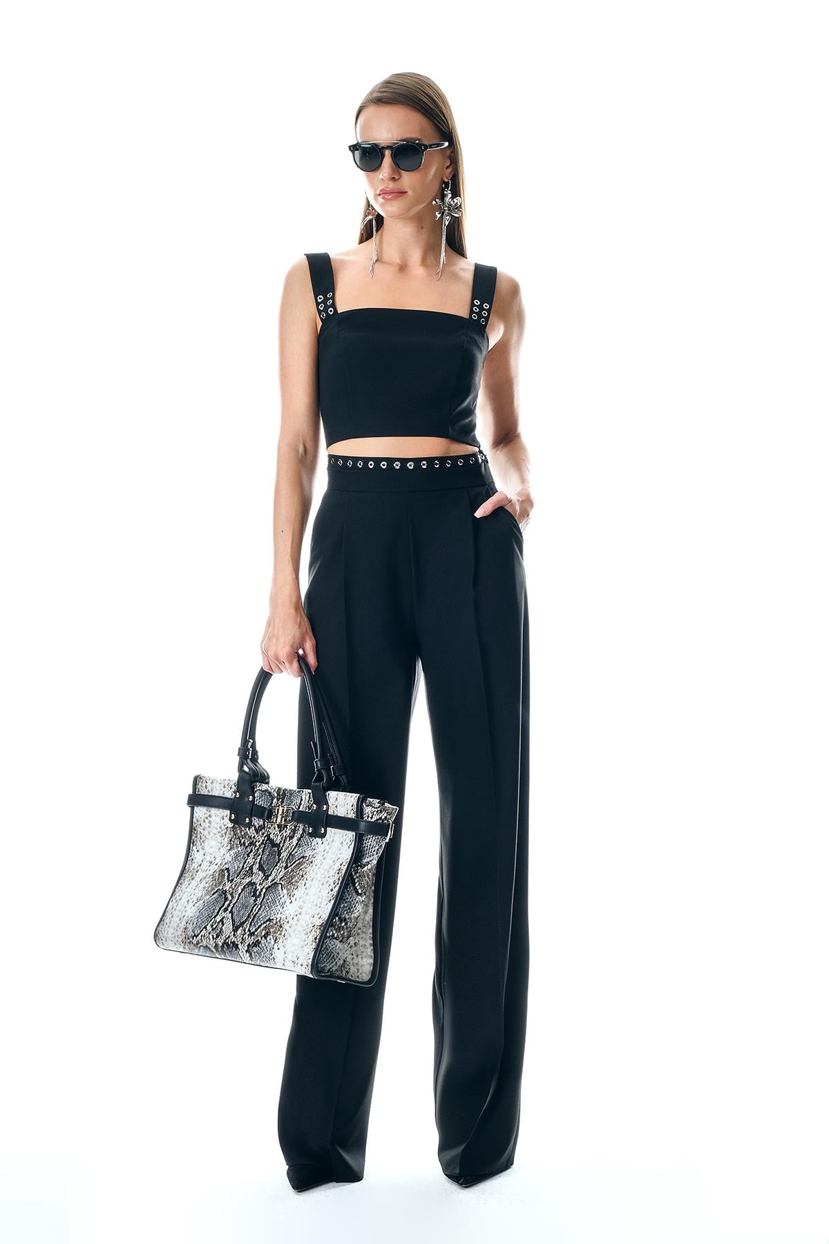 Metal Kuşgözü Detaylı Crop Pantolon Takım