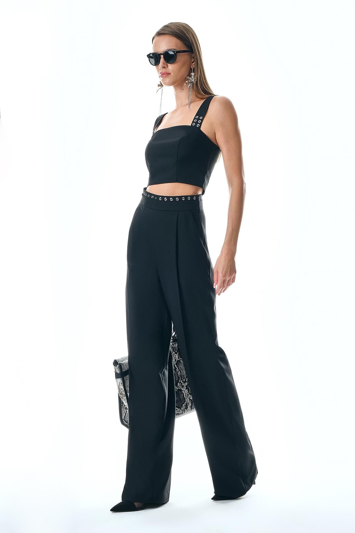 Metal Kuşgözü Detaylı Crop Pantolon Takım