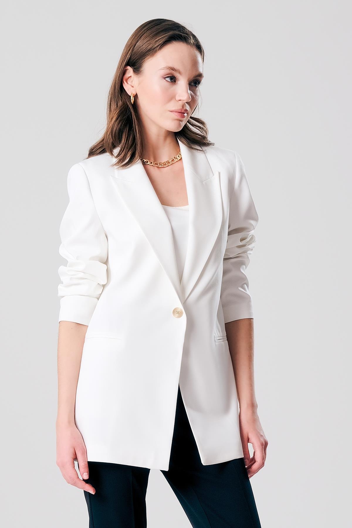 Önü Gold Logo Metal Düğmeli Oversize Ceket