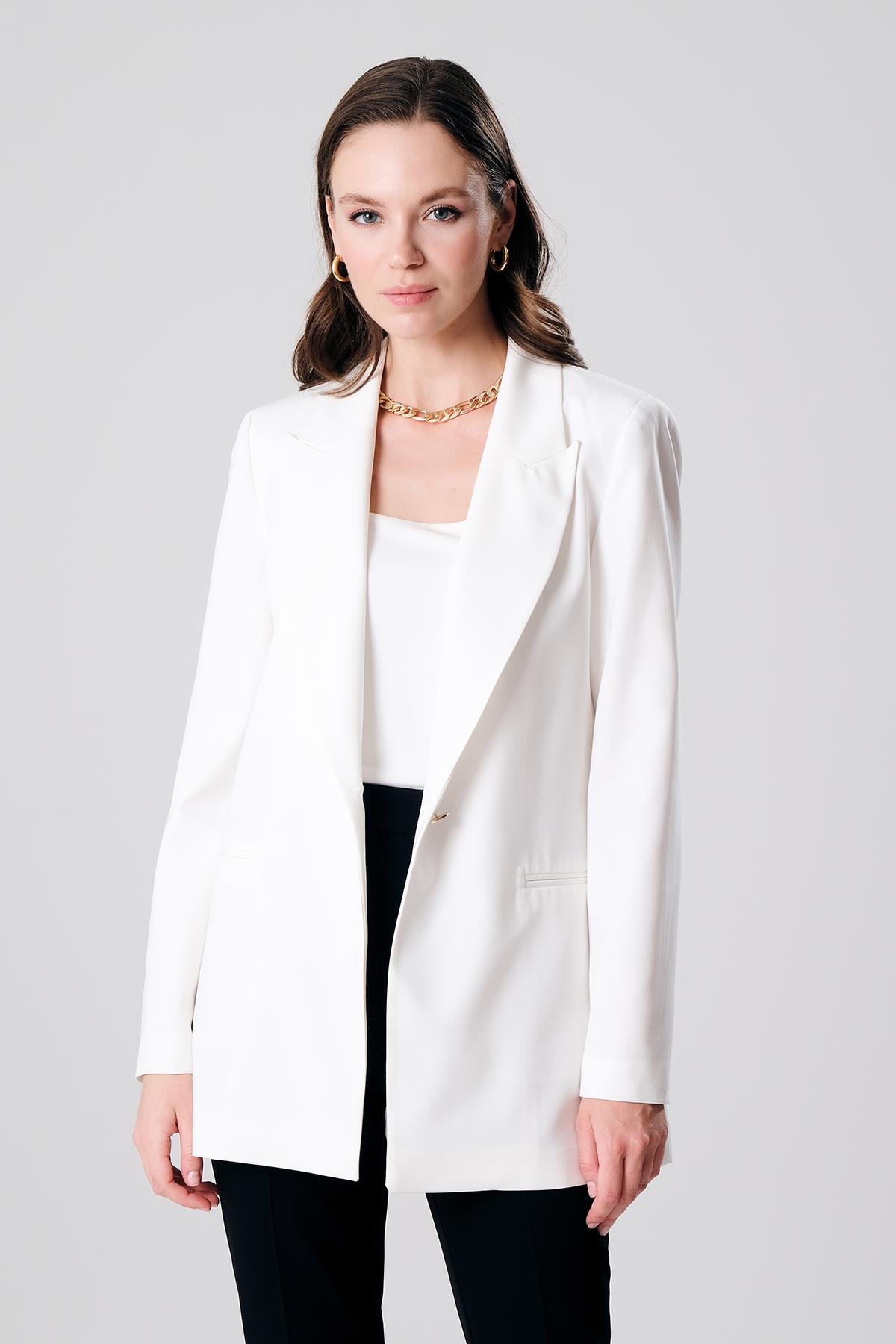 Önü Gold Logo Metal Düğmeli Oversize Ceket