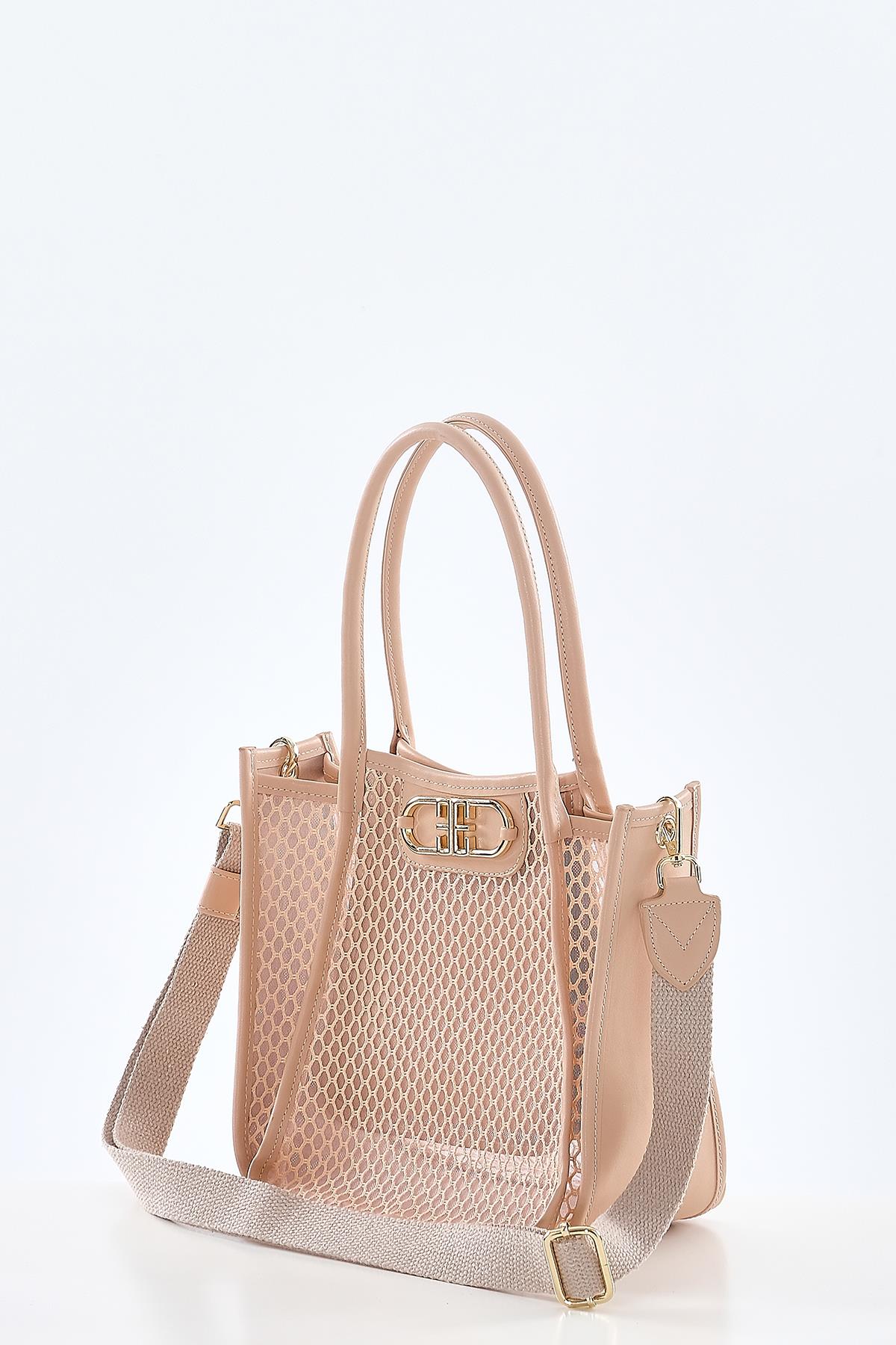 Örgü Desenli, Metal Logolu, Kadın Çanta.