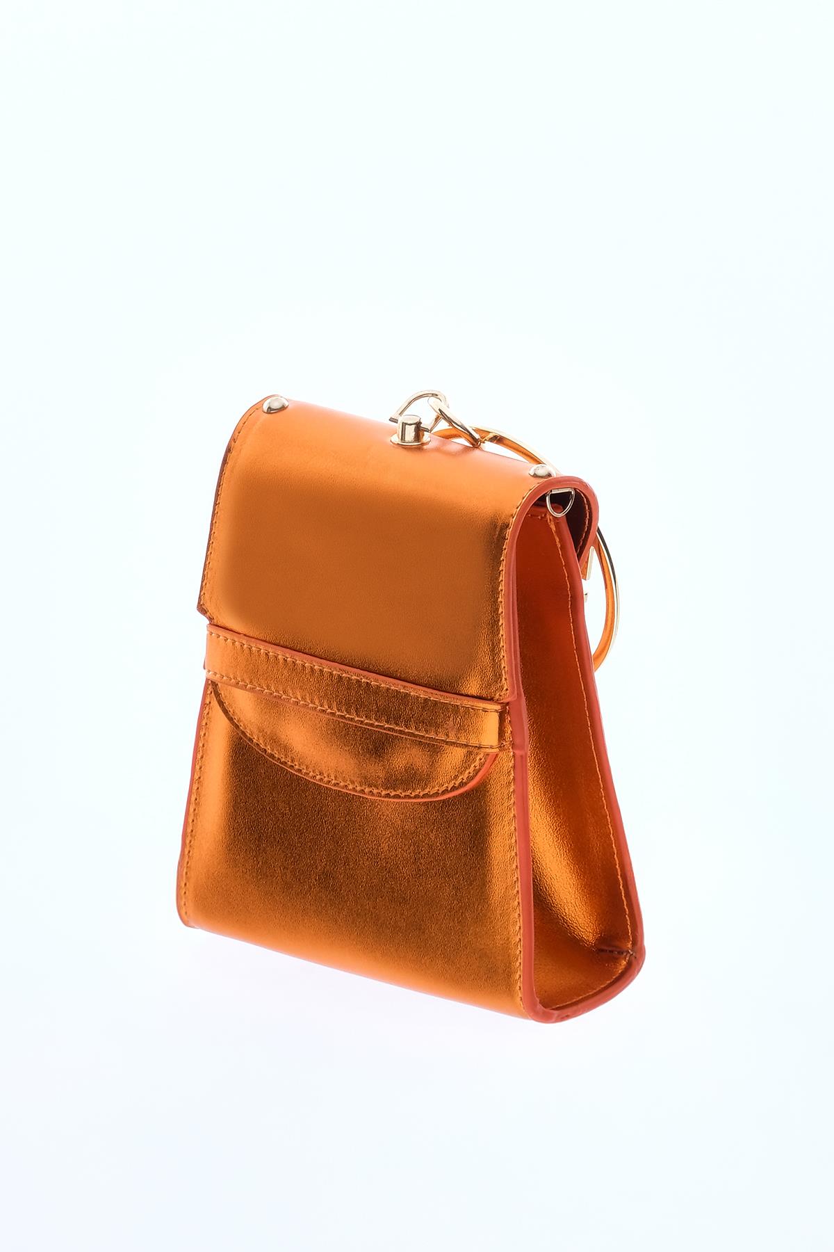 Parlak Deri Şık Tasarım Kadın Abiye Çanta