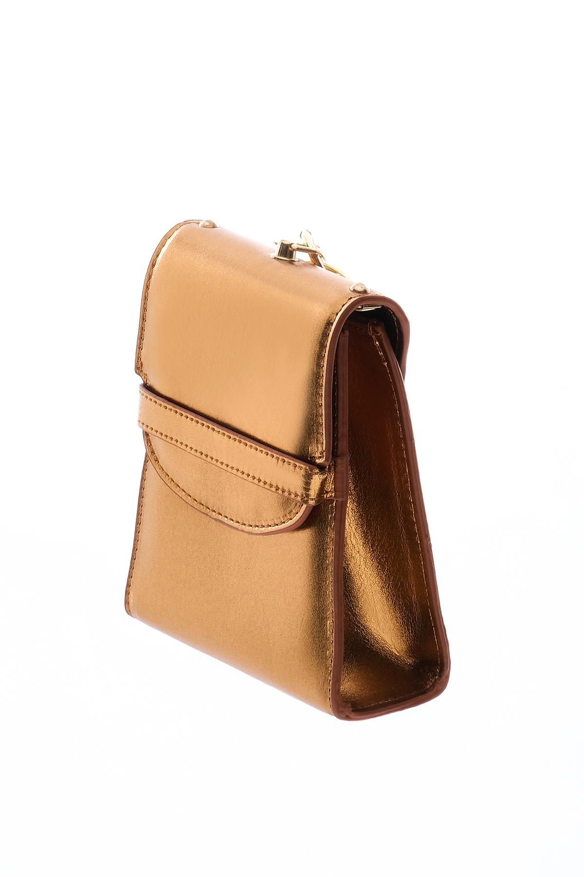 Parlak Deri Şık Tasarım Kadın Abiye Çanta