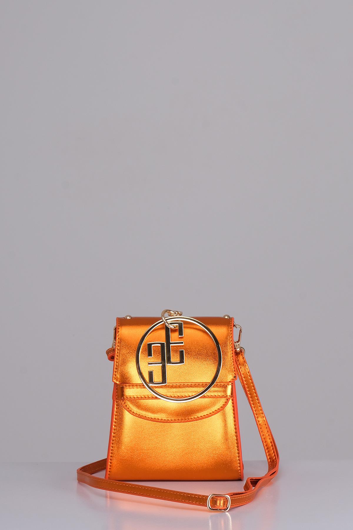 Parlak Deri Şık Tasarım Kadın Abiye Çanta