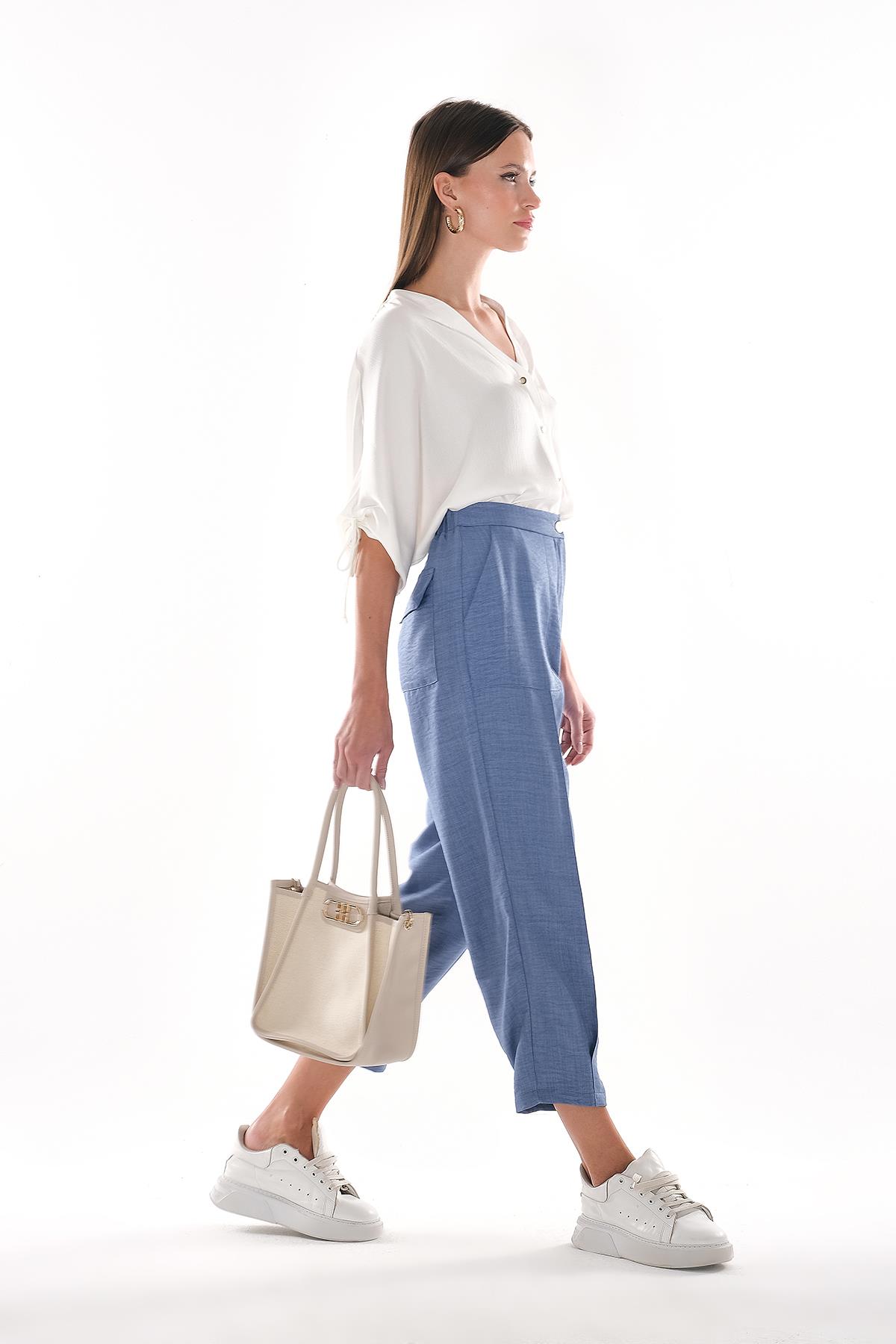 V Yaka Gold Düğmeli Önü ve Kolları Bağlamalı Bluz