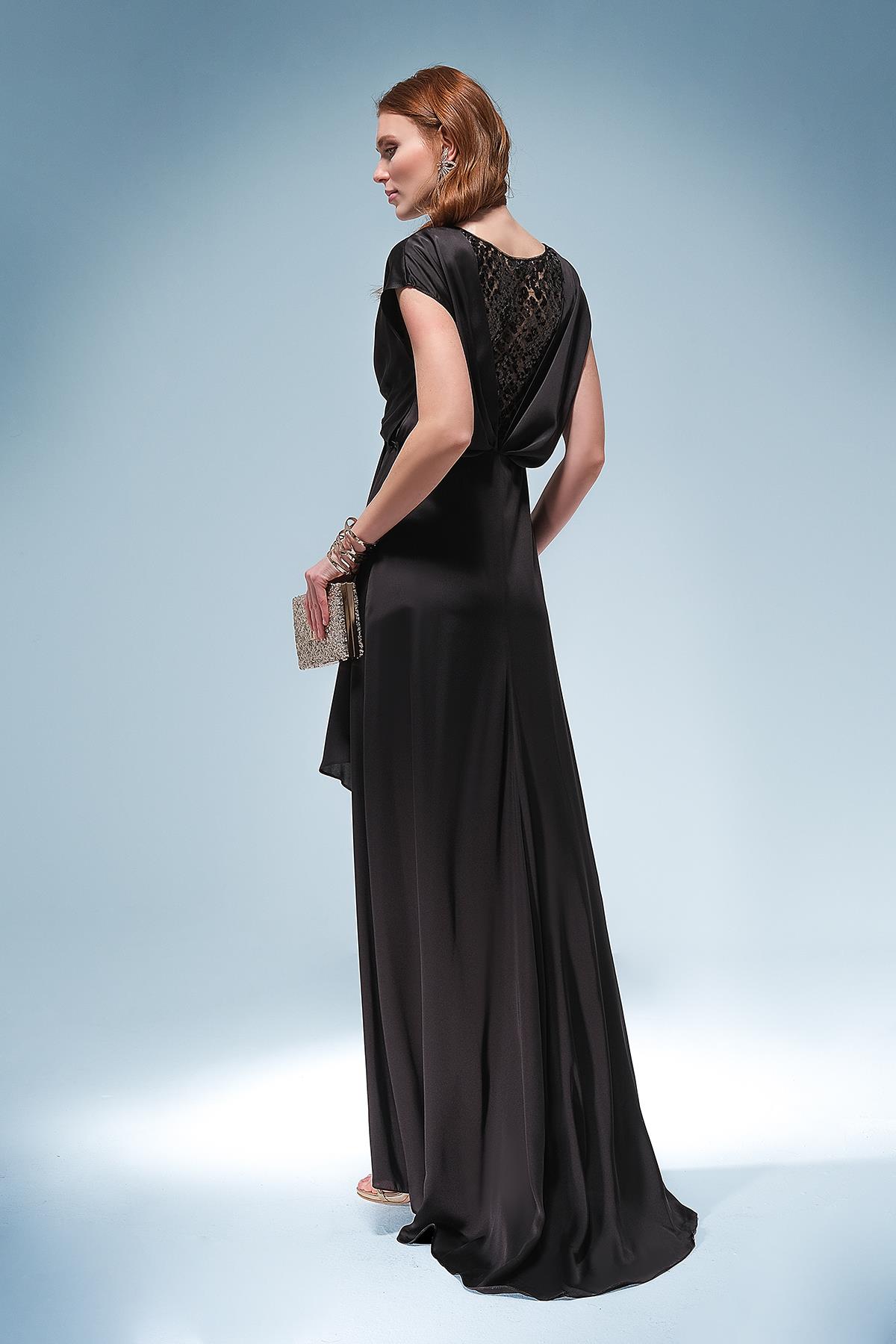 Payet Detaylı Saten Maksi Boy Elbise