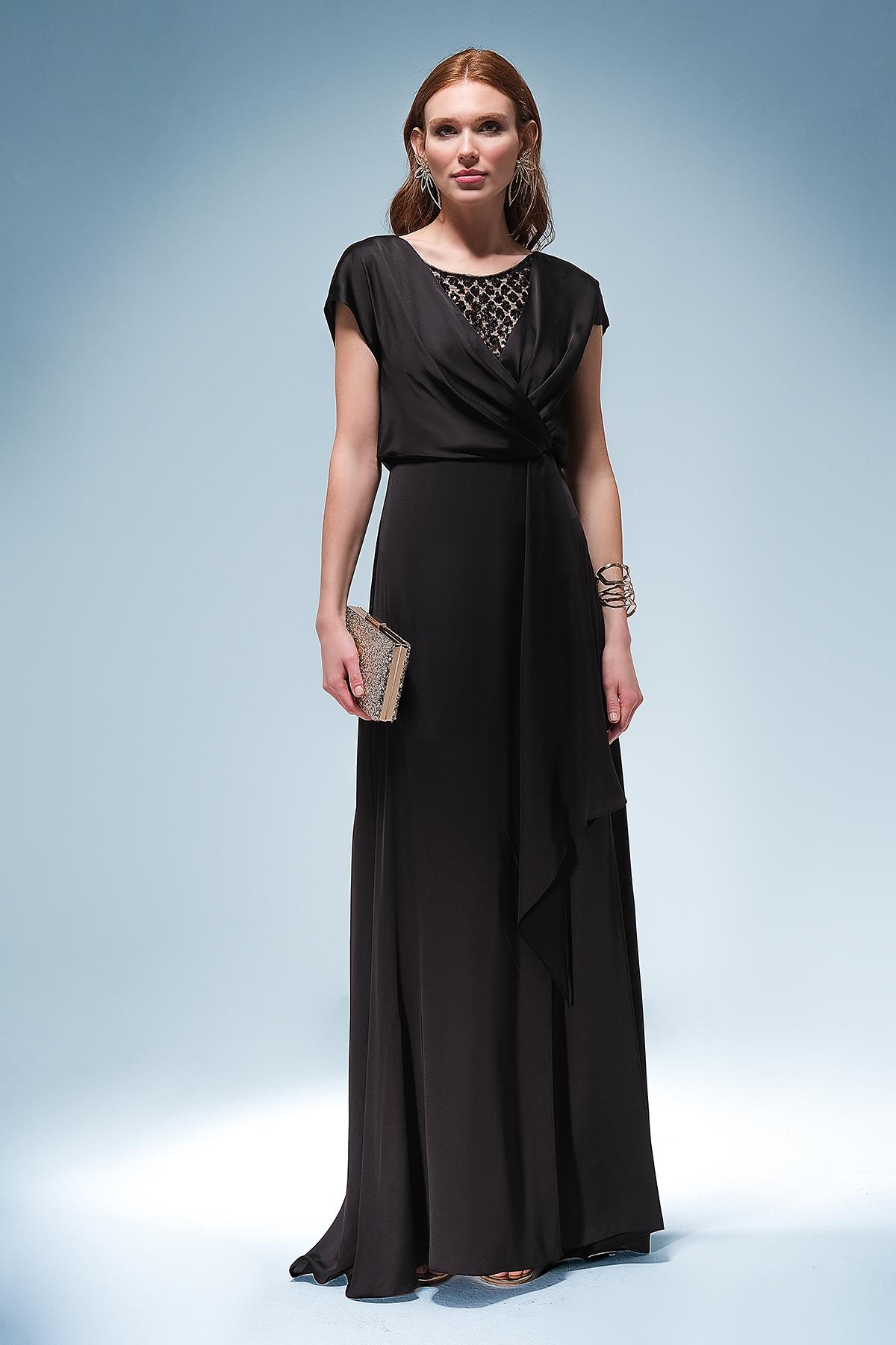 Payet Detaylı Saten Maksi Boy Elbise