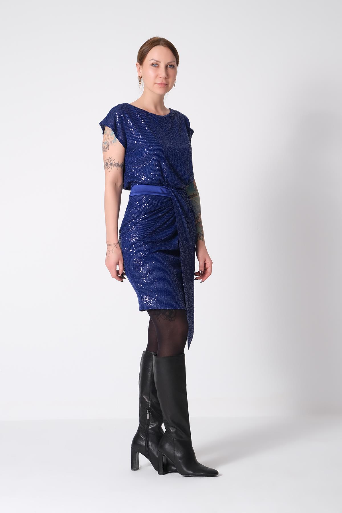 Payet Eteği Asimetrik Mini Şık Elbise